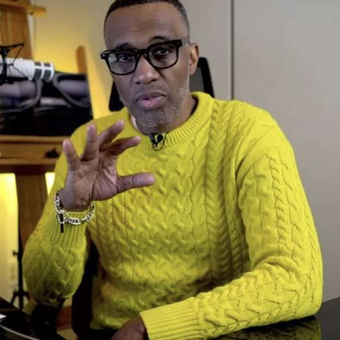 Kevin Samuels: "Man or Degree?" {Reaction} | Helios Blog 857