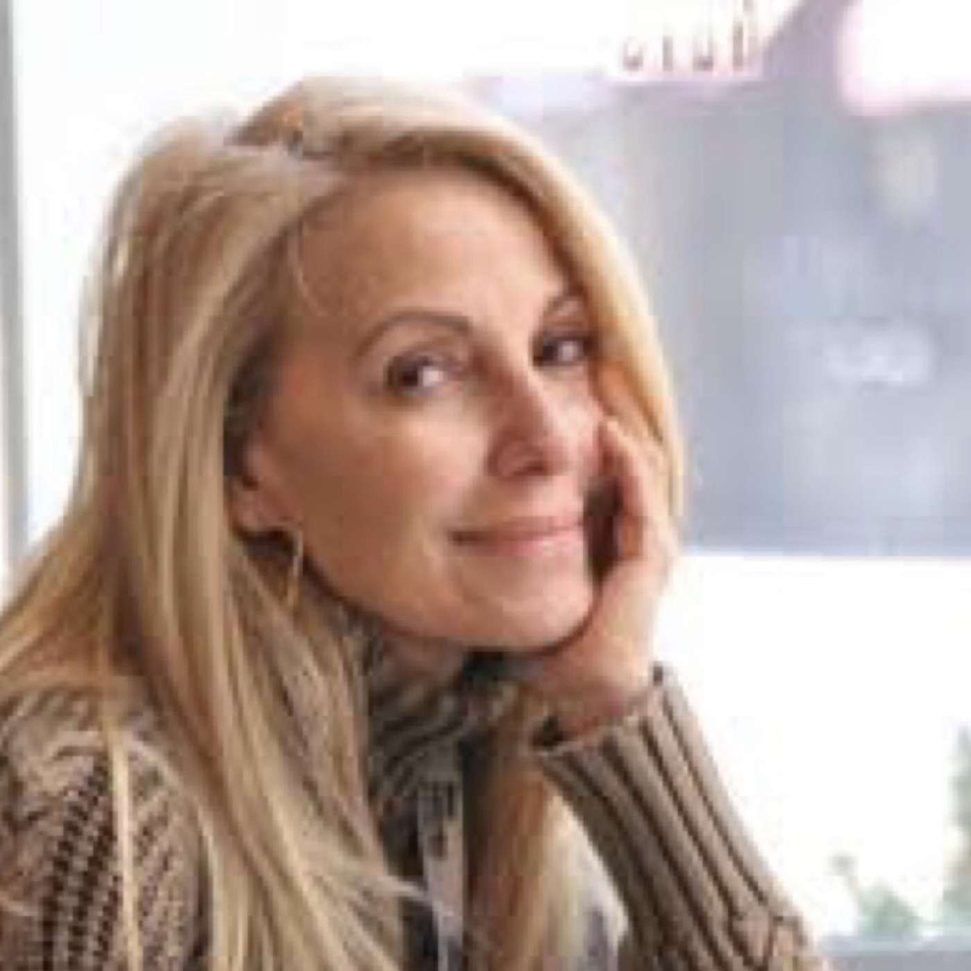 Interview with actress Beege Barkette