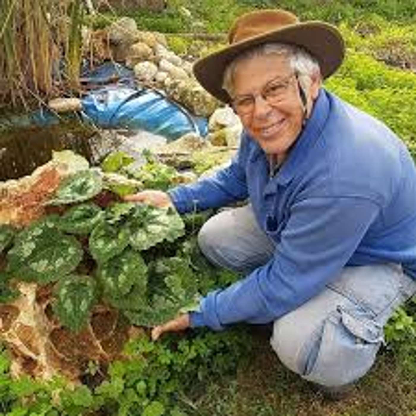 לומדים תורה אצל ציון סימן טוב