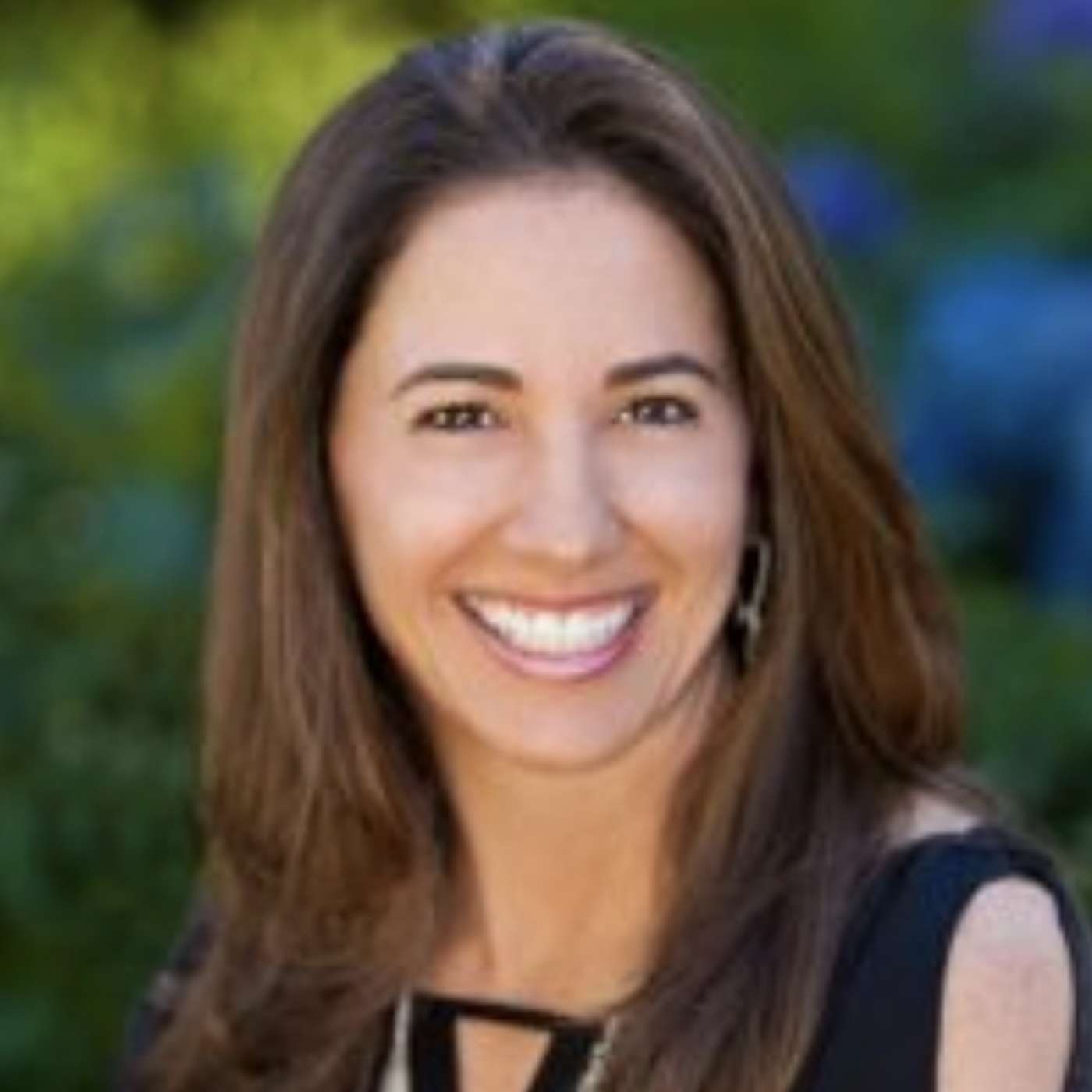 From Conventional to Holistic Dentistry: Dr. Isabel Perez's Journey episode artwork