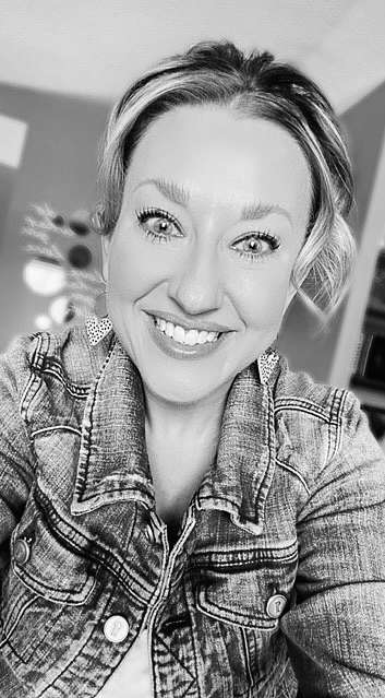 Lindsey Harik