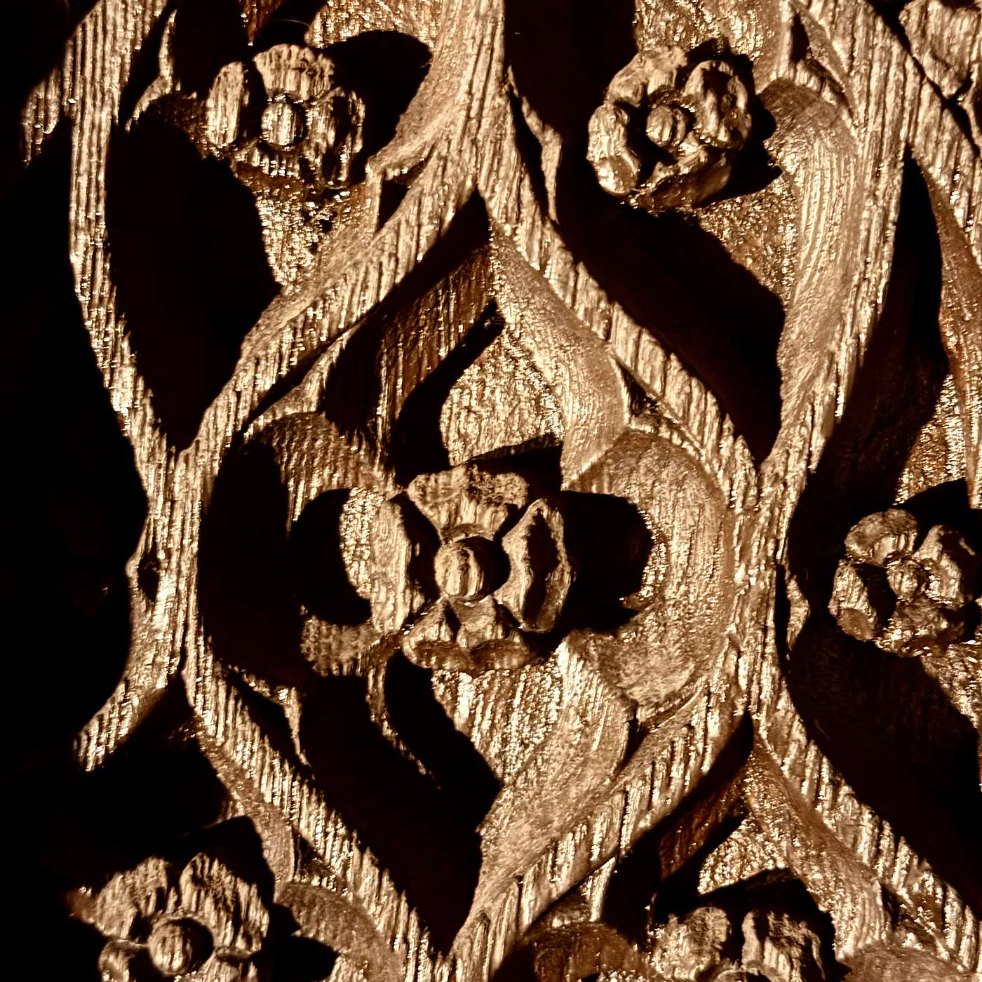 Gretel le Maître Ponders Beauty, with Bede & other guests