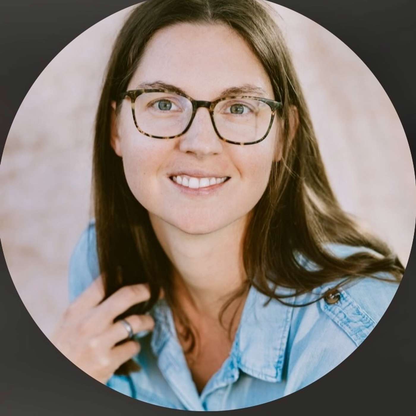#32: How To Use Your Personal Experience To Write The Perfect Memoir- Elizabeth Wilson episode artwork