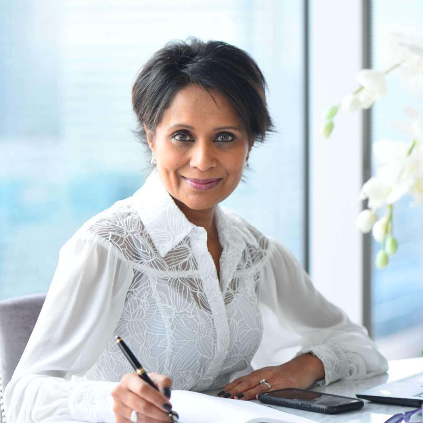 Clarity, Confidence & Authenticity: Arti Halai’s Path to Global Coaching Impact