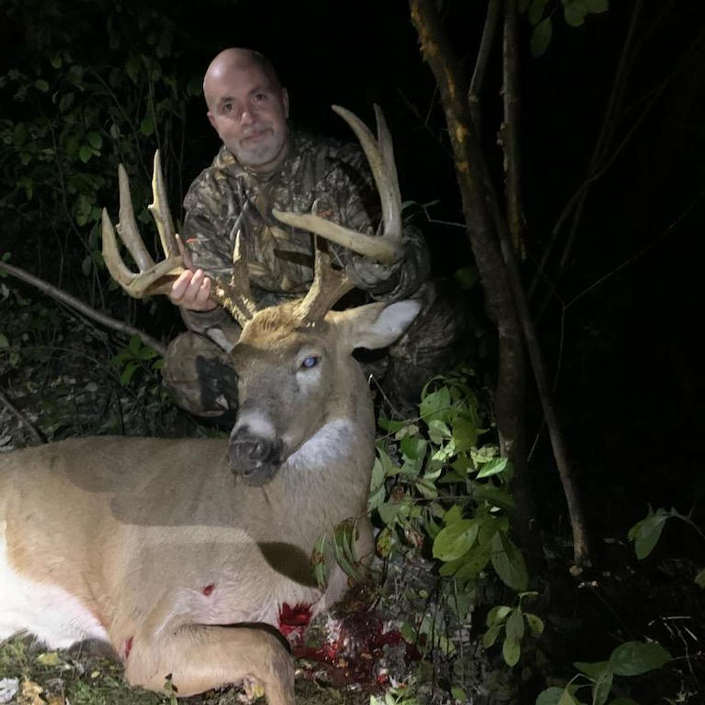 Mike Tags a Solid Buck Between 150 and 160 Inches episode artwork
