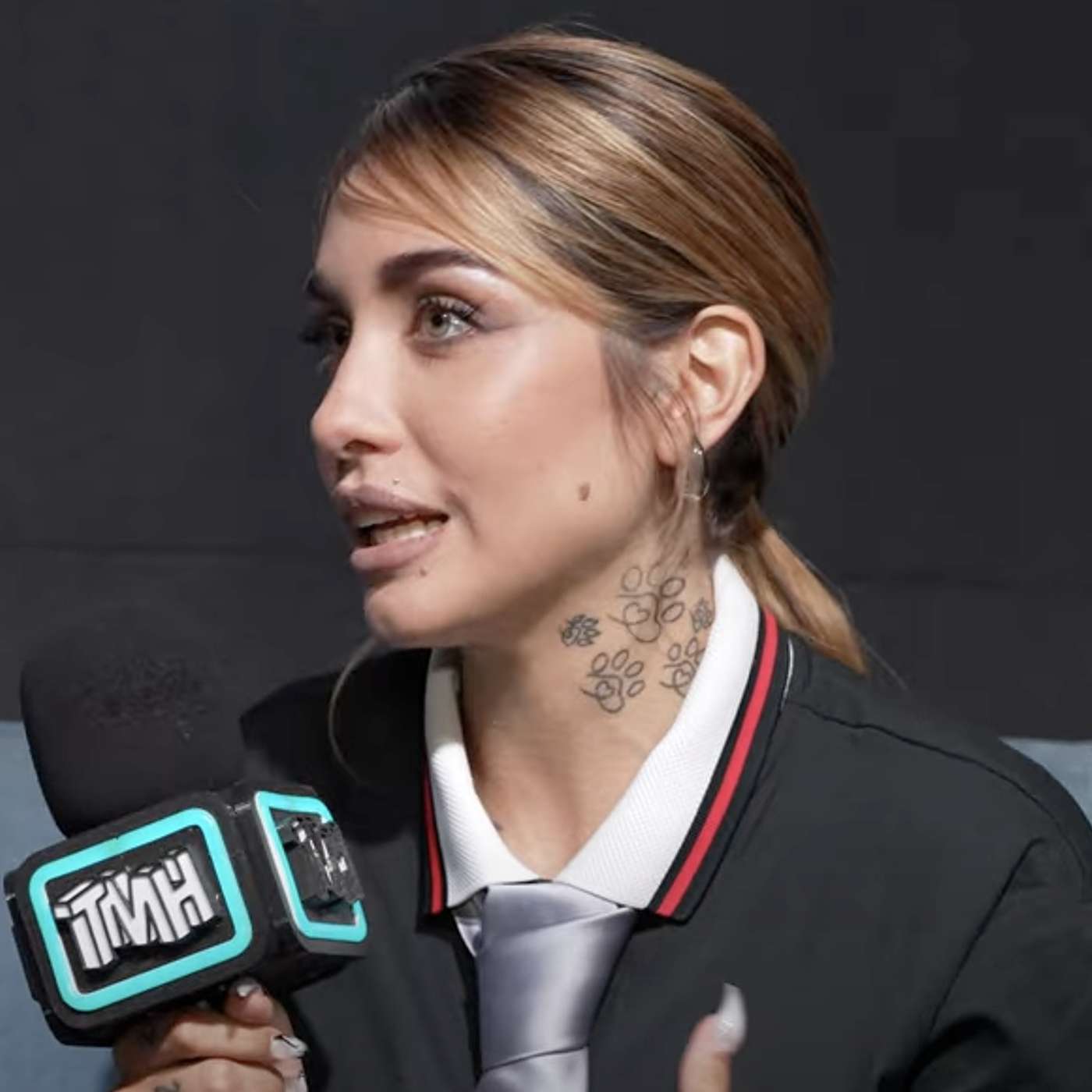 Entrevista a María Becerra: "Juli no lo muestra, pero es re sensible, re llorón"