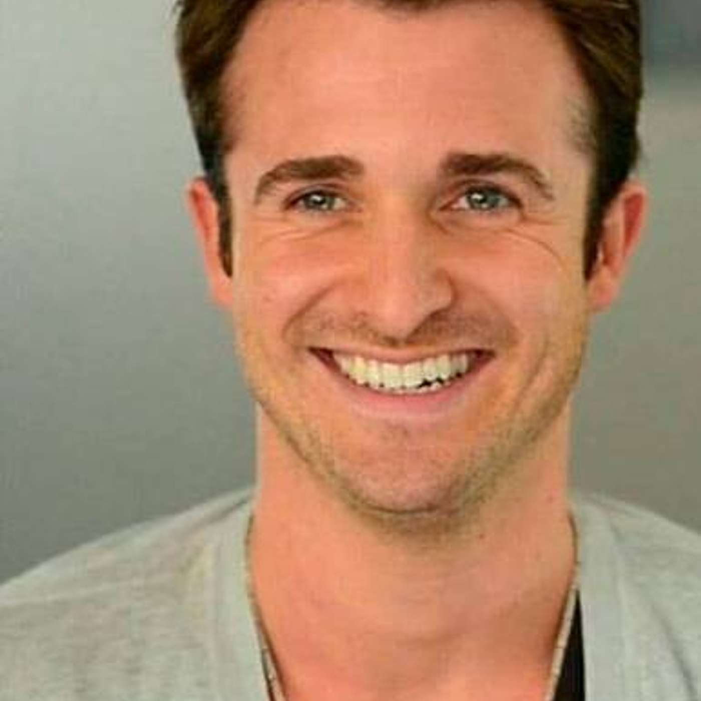 Matthew Hussey on What to Do When They Pull Away {Reaction} | Helios Blog 648