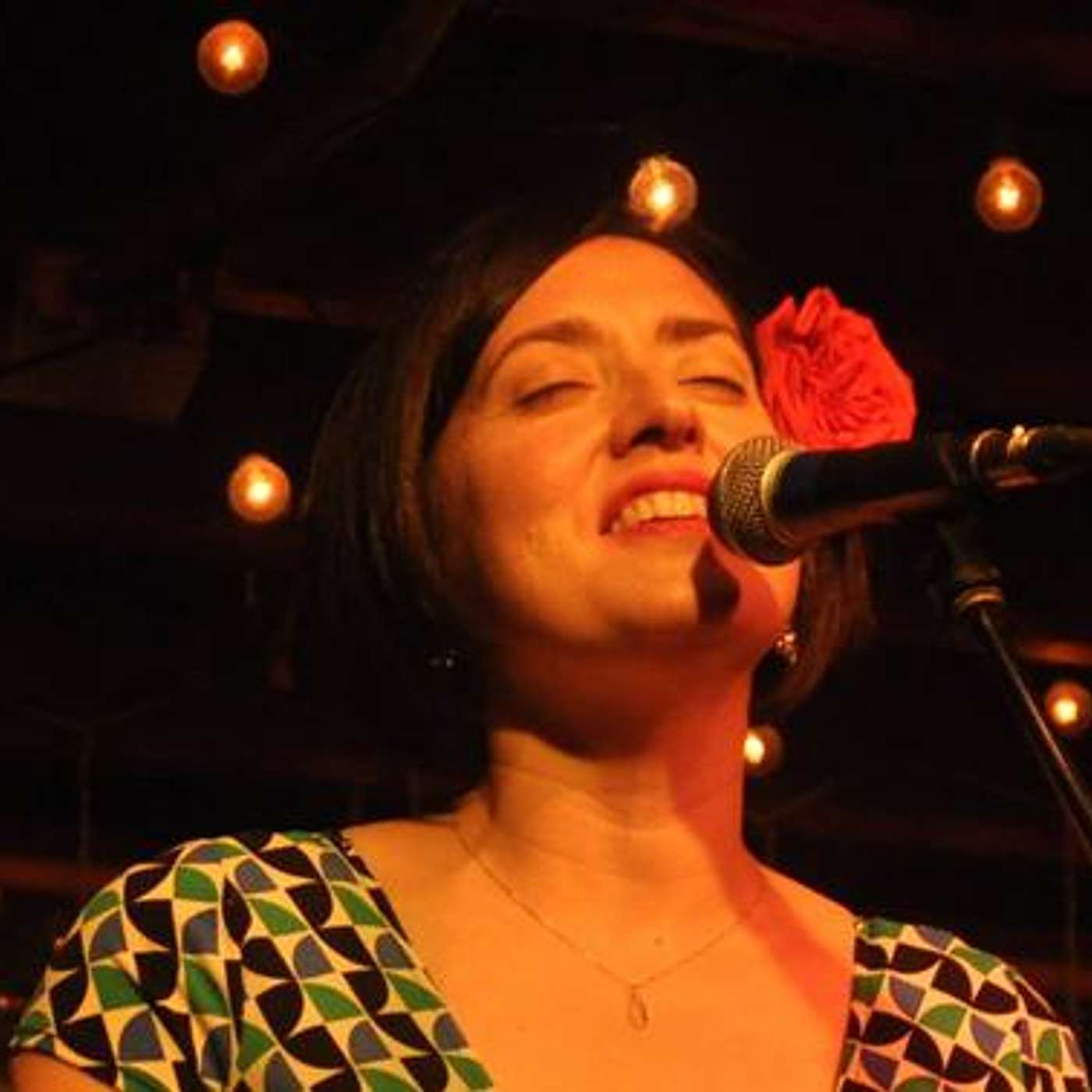 Strung Out Episode 172.  THE PHILOSOPHY OF ART SERIES: AN INTERVIEW WITH SINGER-SONGWRITER RACHEL DREW.