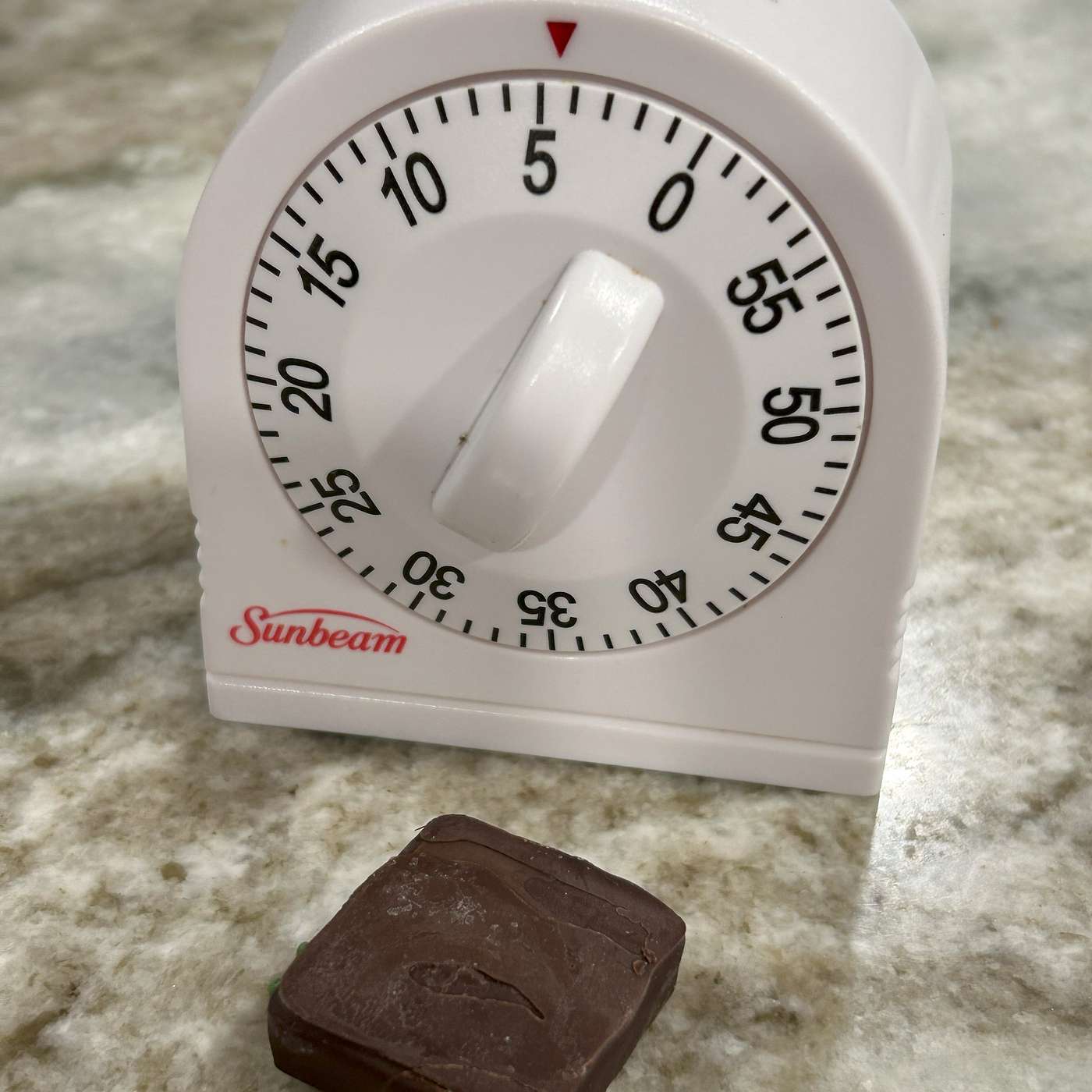 Episode 2: Mindful Eating - The 5 Minute Chocolate Challenge
