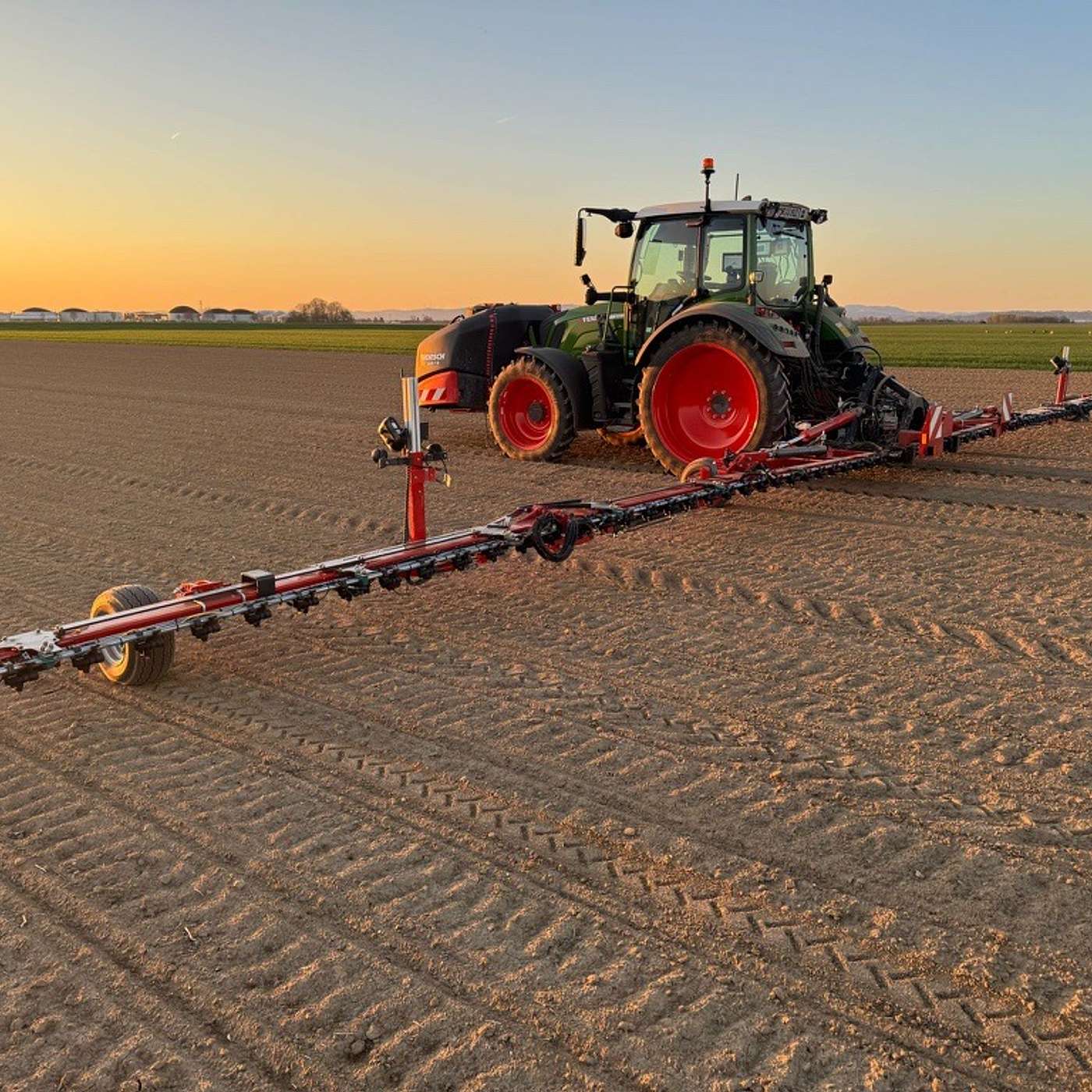 Ist die Mischung aus Hacken und Bandspritzen praxistauglich?
