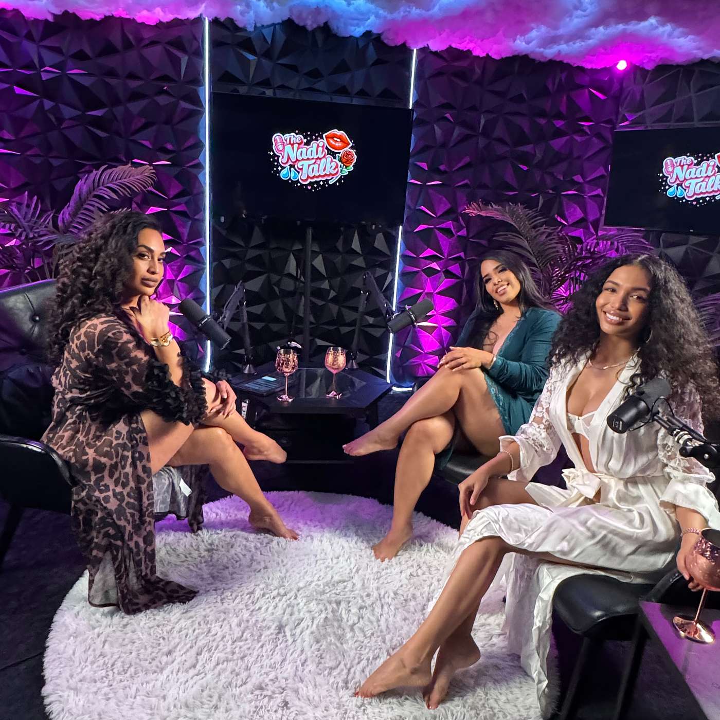 Episode 1 - Paula & Kristina episode artwork