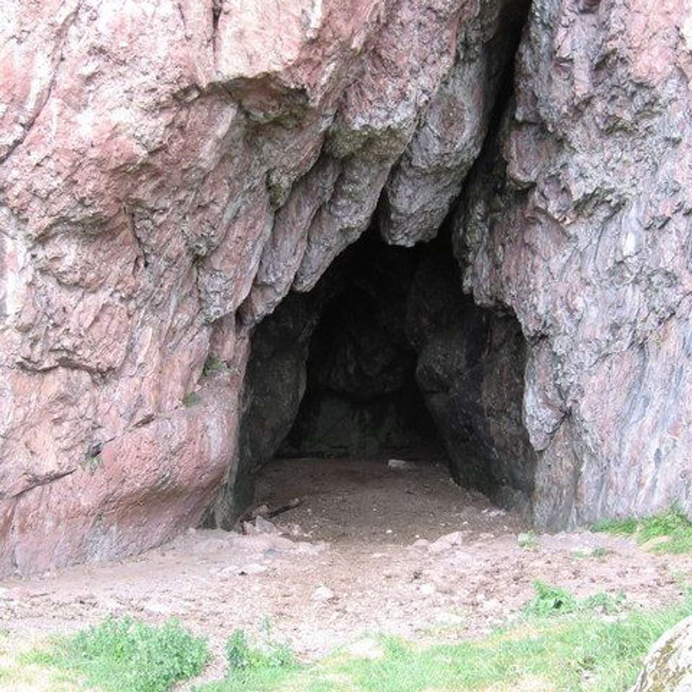 Episode 481 - Lag Ba'Omer & Covid: Life in a Cave.