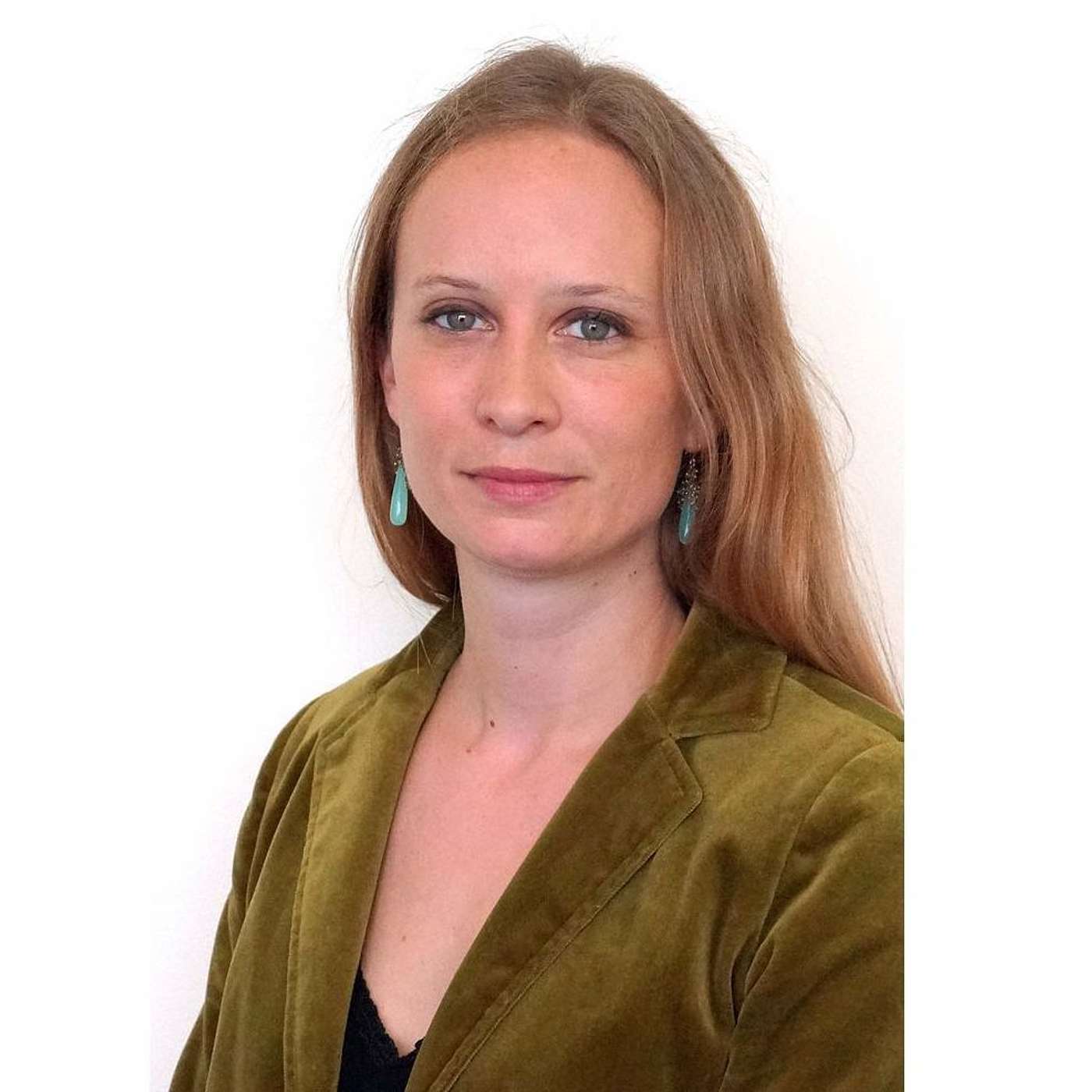 Emily Teitsworth, Honnold Foundation - Bringing Solar to Marginalized Communities | EP 145