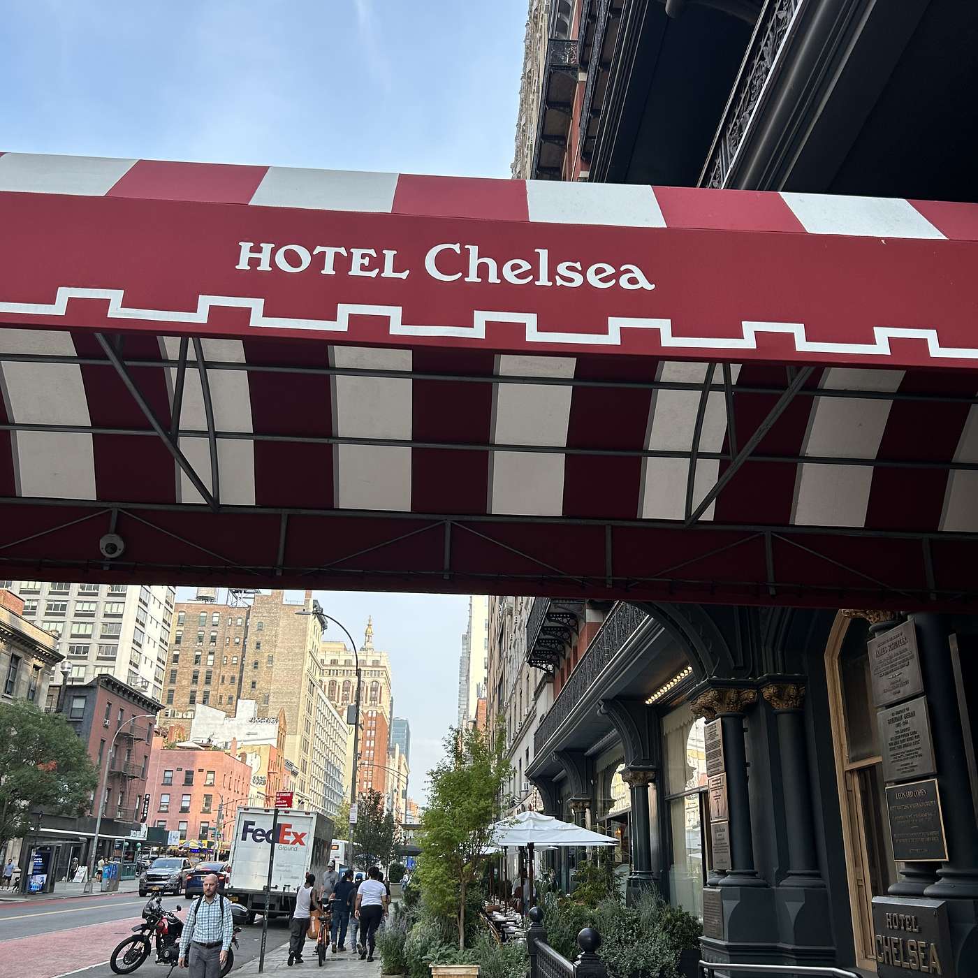 Episode 208:The Hotel Chelsea still feels like the Bohemian haven that has shaped American Culture. From Leonard Cohen, Arthur Miller,Jimmy Hendrix, Andy Warhol, and many more. The new renovation retained its’ history while moving into the future. episode artwork