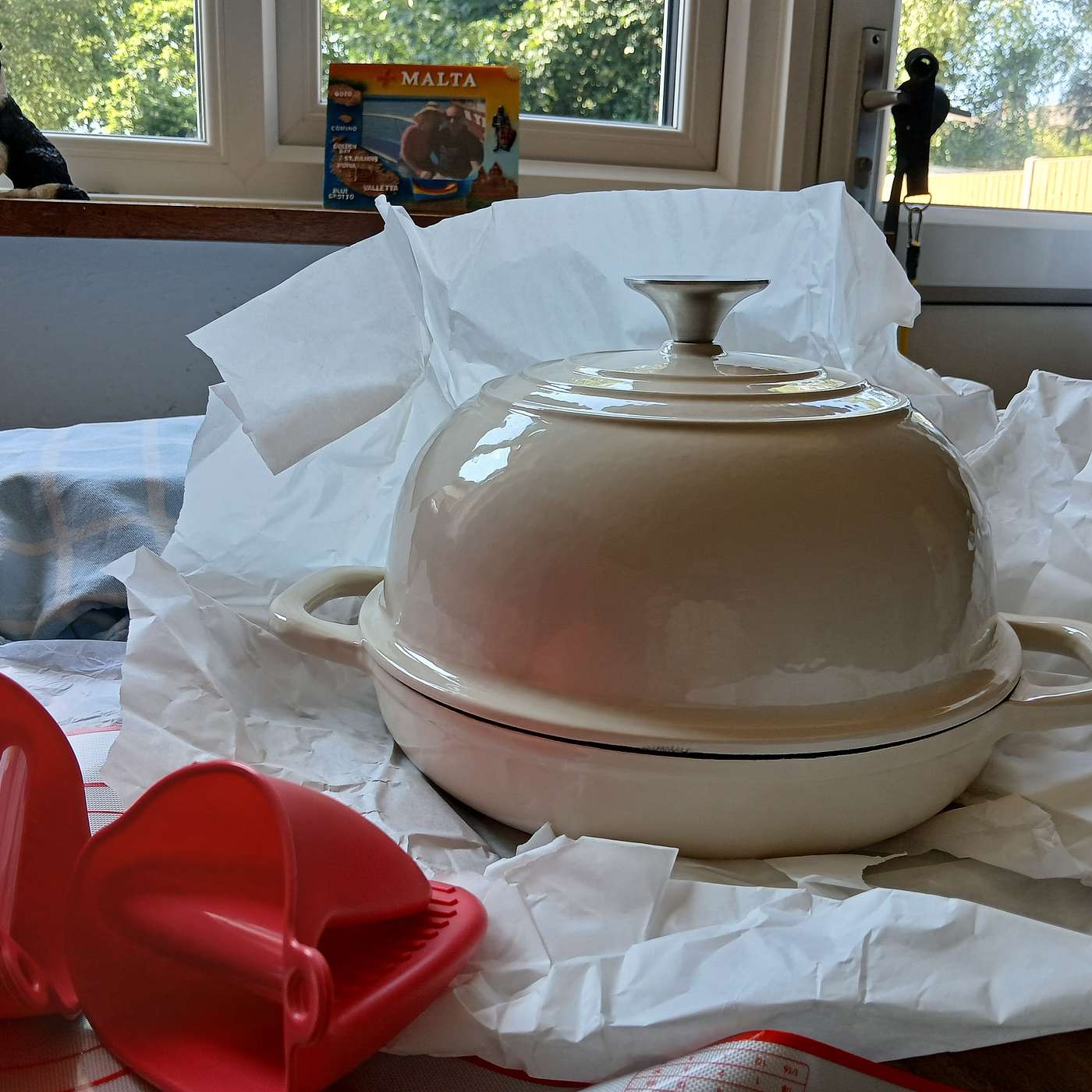 A cast iron bread pot and how Jesus shows us what God is like episode artwork