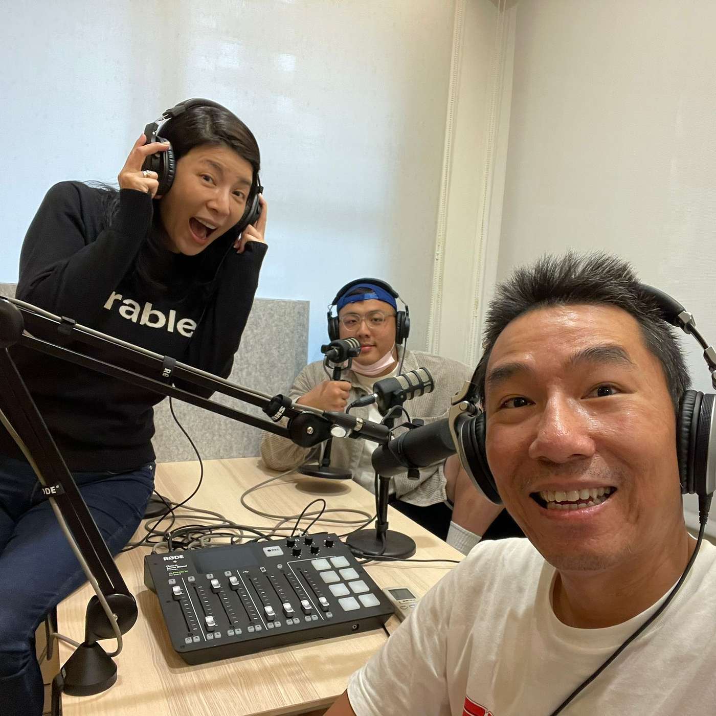 真人實境秀「柏納Bernard」 崔妃懷胎10個月的兒子來聊聊如何規劃留學,畢業後又該如何投入職場? 真人實境秀「柏納Bernard」 崔妃懷胎10個月的兒子來聊聊如何規劃留學,畢業後又該如何投入職場?