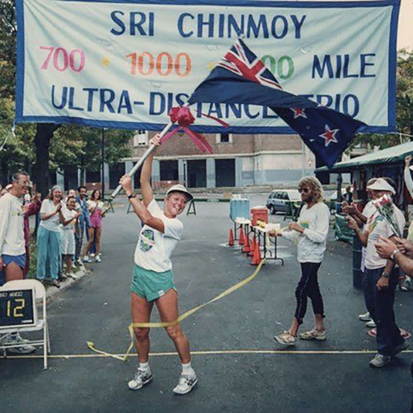 Suzanne McFadden: How Sandy Barwick set a record which took 34 years - and Camille Herron - to break.