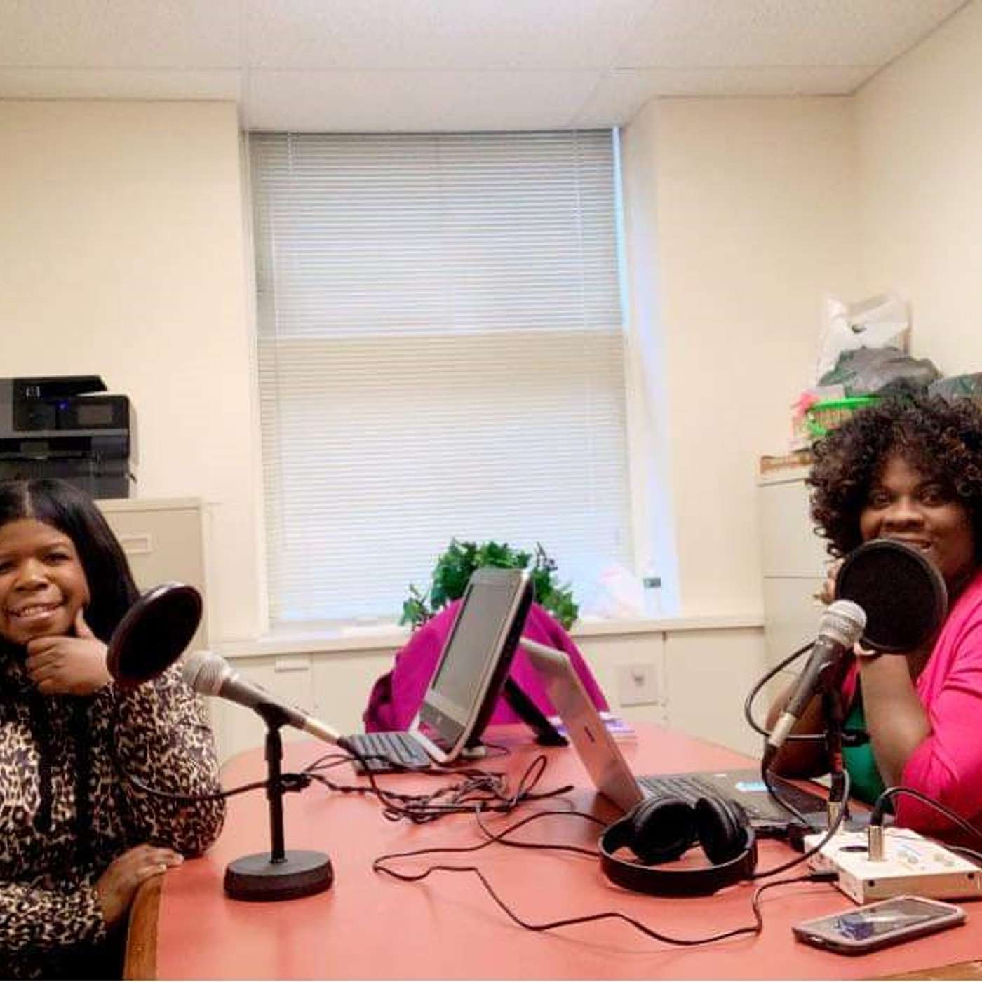 Sit Down With Suzanne 🎤