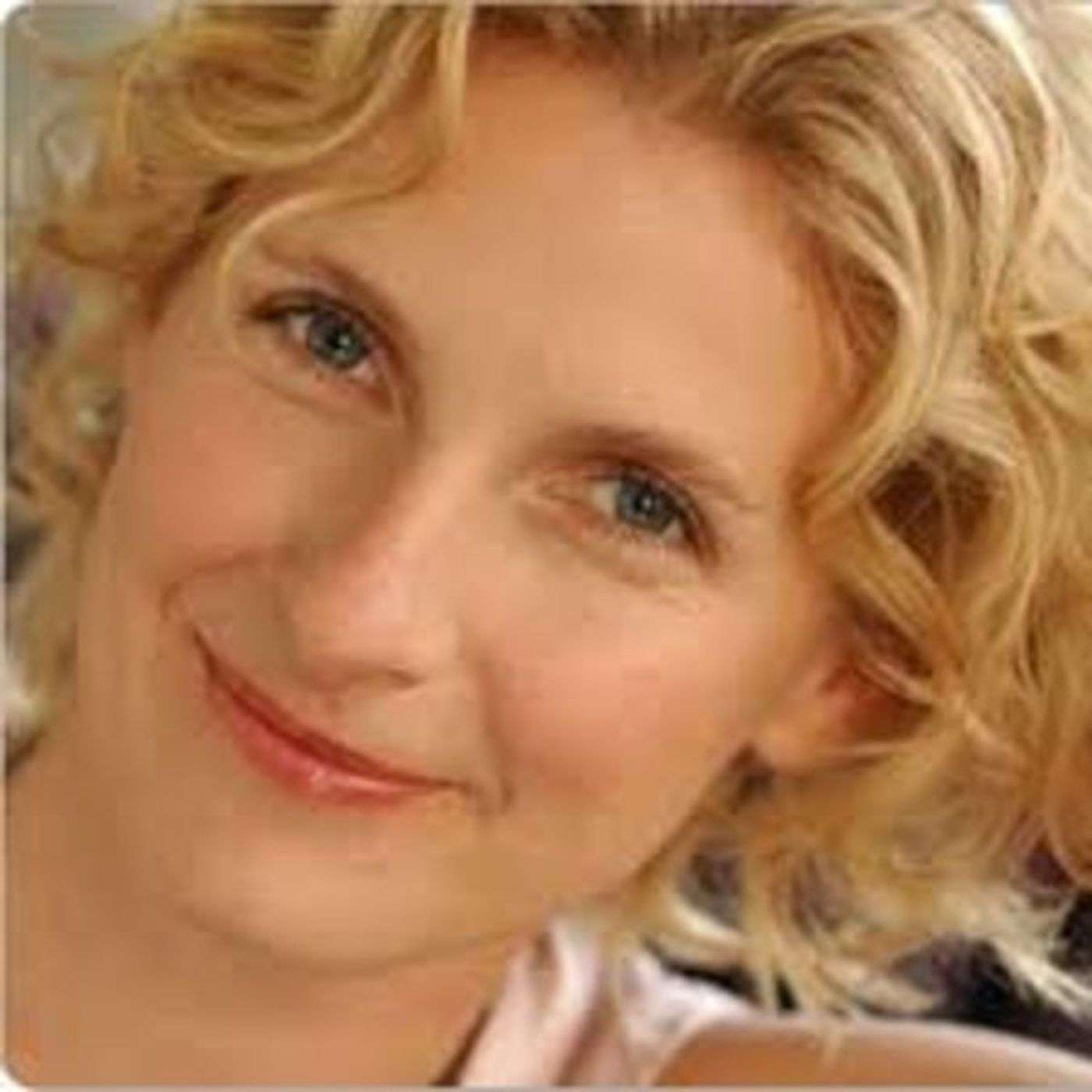 Episode 3: Elizabeth Gilbert + Rebecca Mead (Tuesday, June 24, 2014)