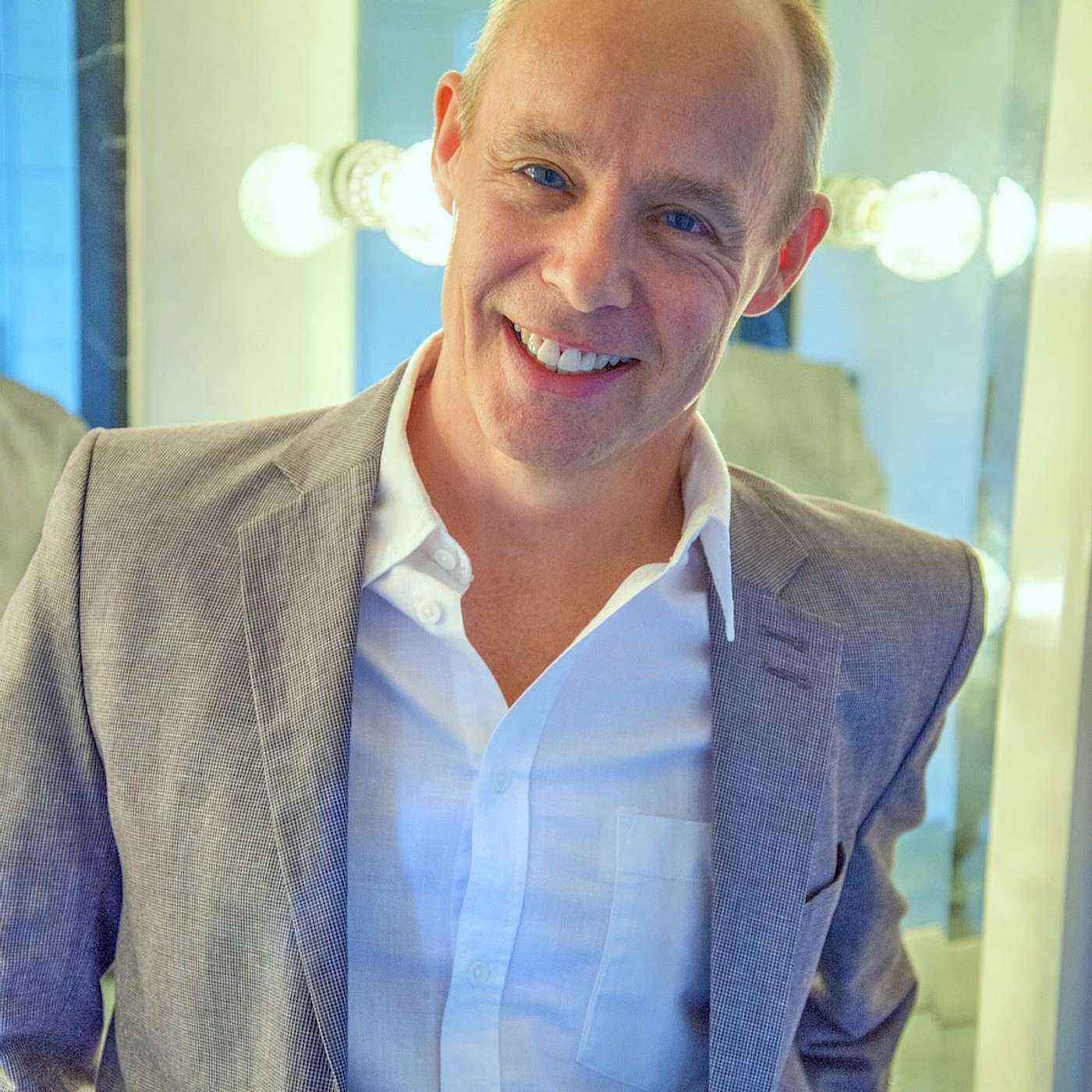 Hooray for Hollywood: An Interview with Martin Turnbull, Author of the Garden of Allah Series