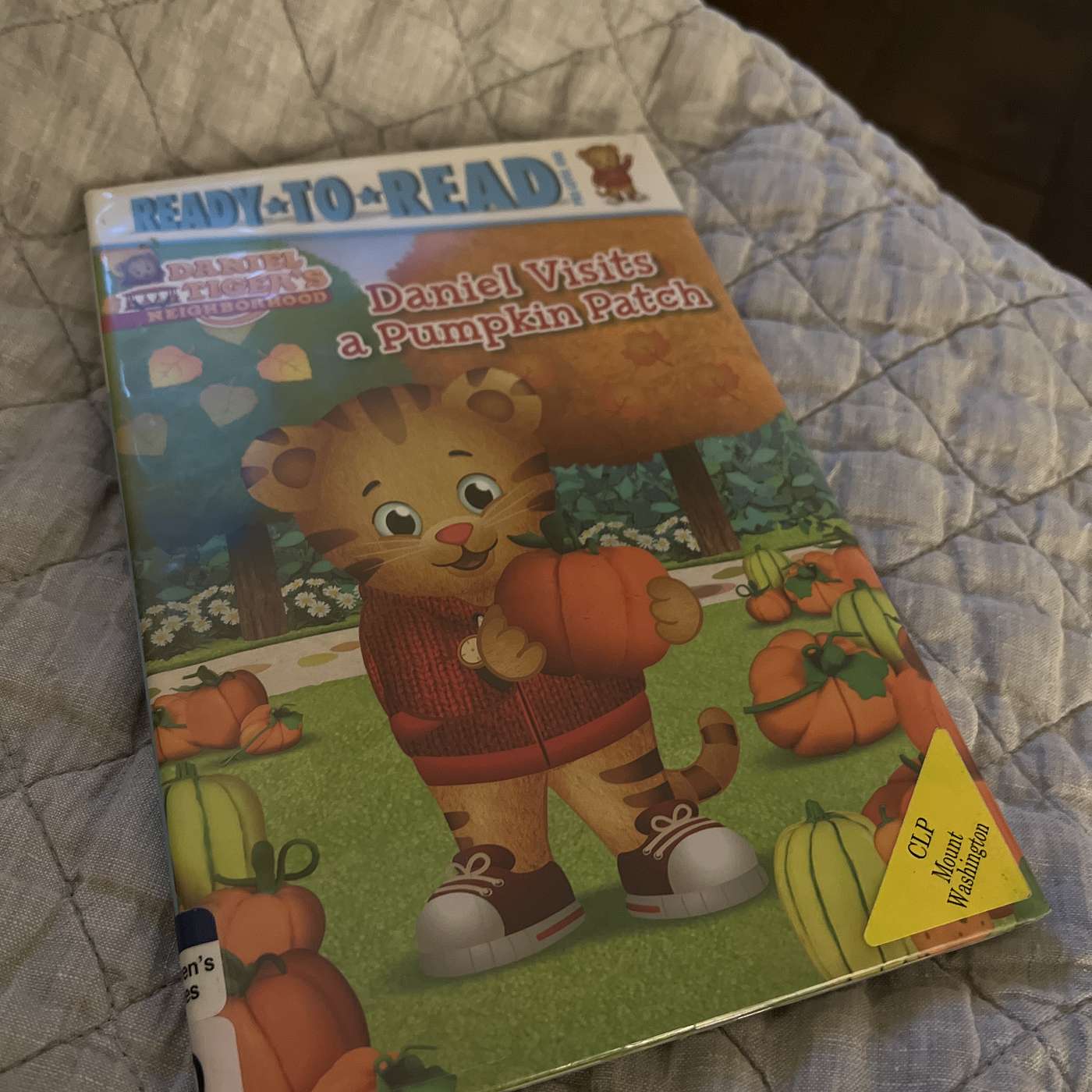 Daniel Visits a Pumpkin Patch episode artwork