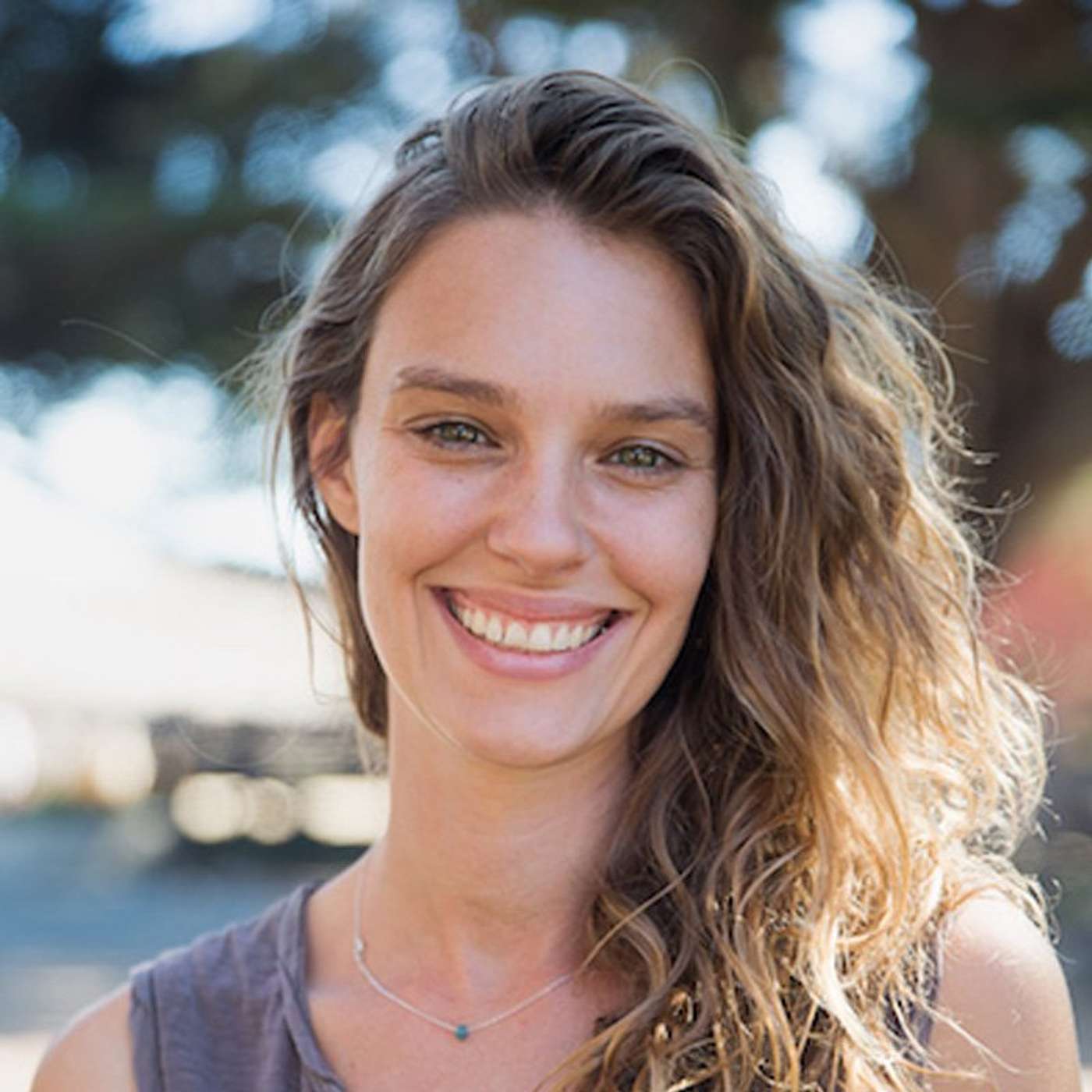 221 Lauren Tucker – The regenerative business studio ReNourish seems to be working but what is success?