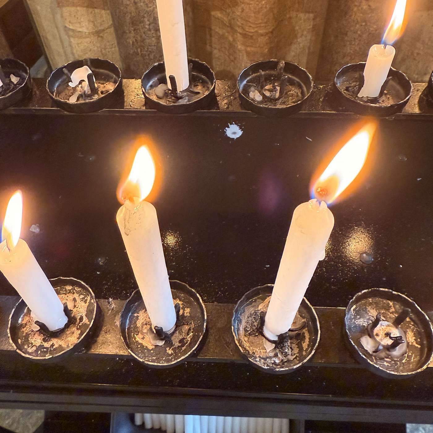 The Tranter has the measure of Fancy Day; Gretel Ponders her childhood Christmas; and we Grieve in Cranford