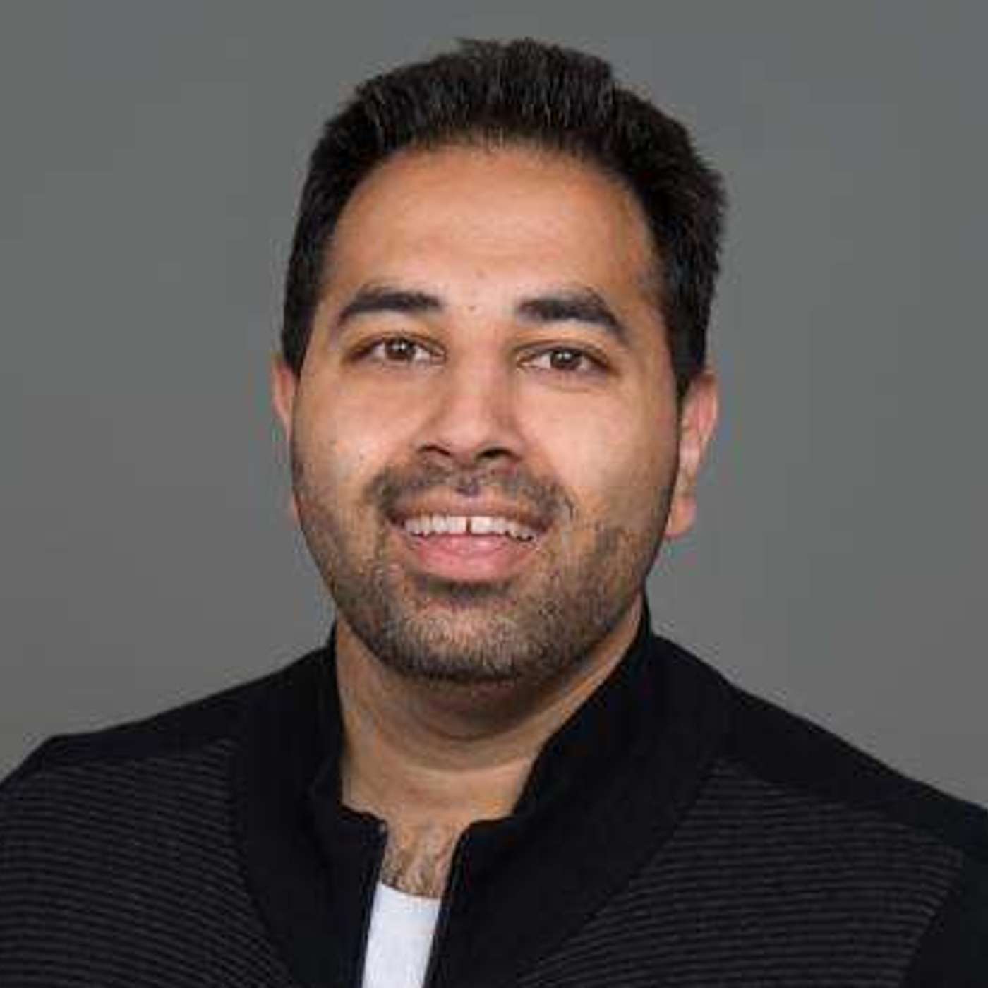 S3 E23 Empowering Physicians: The Intersection of Medicine and Financial Literacy with Dr. Omer Awan