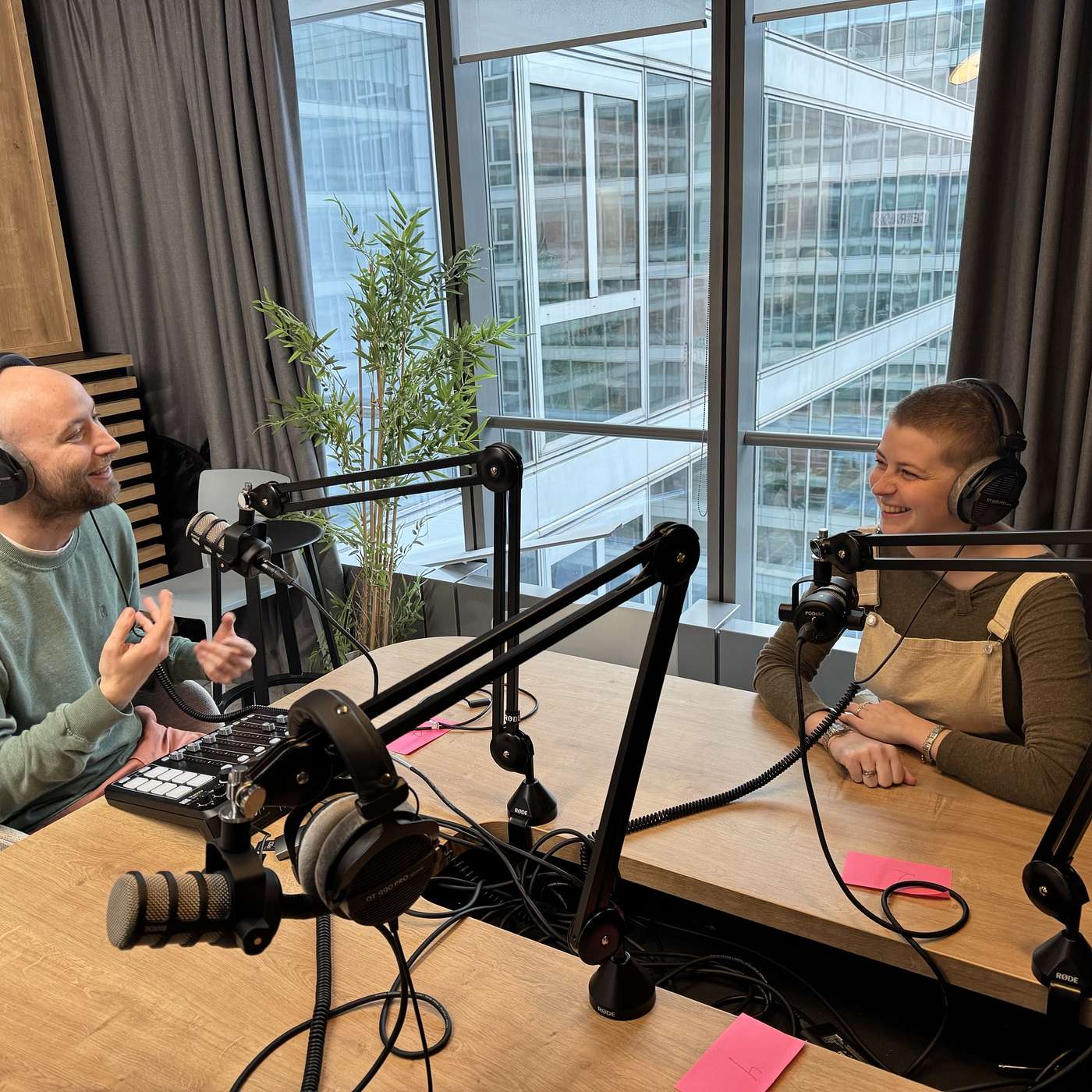 Podcasts by Cevora (NL)