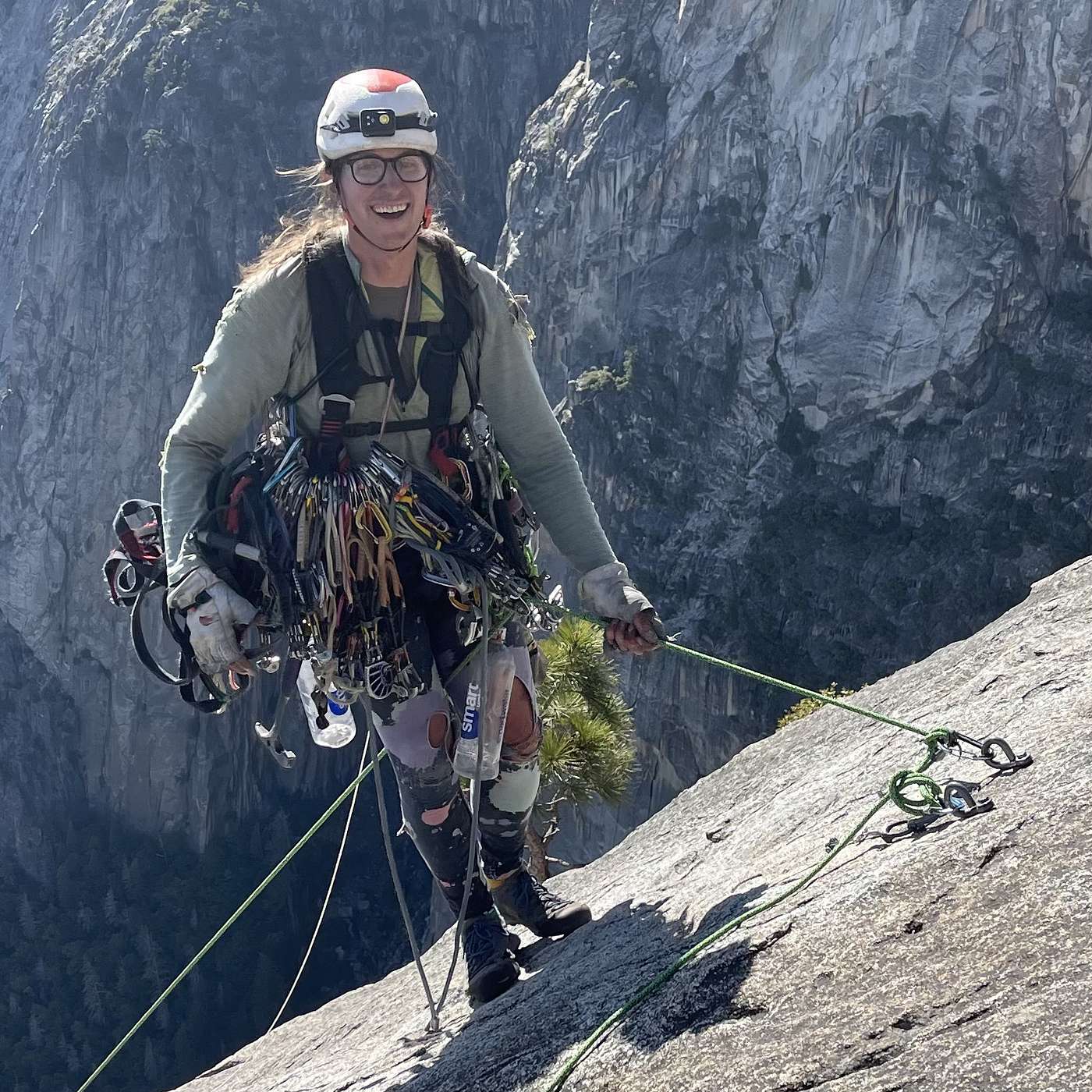 111 | Taylor Martin: Alone on Big Walls - Five New First Ascents, Trauma Recovery, & Trans Identity