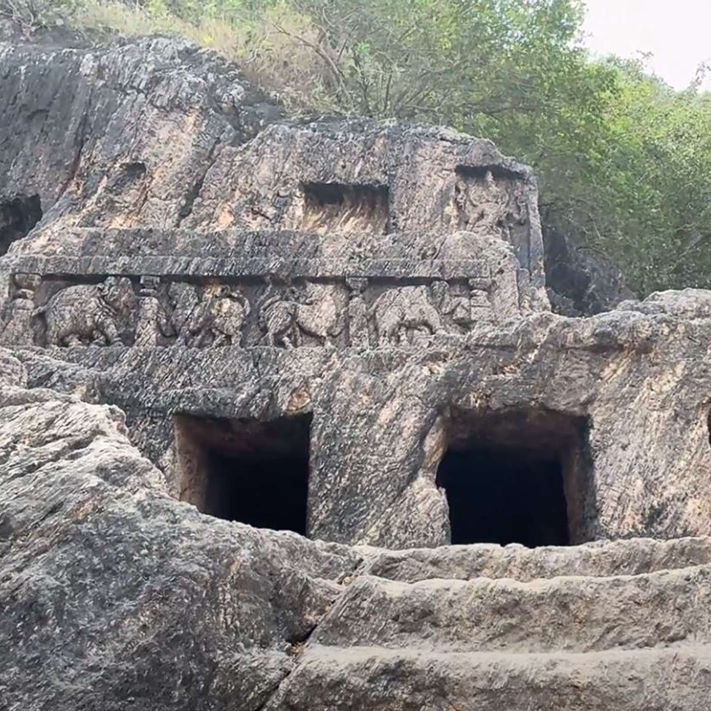 Buddhist Monuments Near the Lower Krishna River, India (Part 1 of 3)