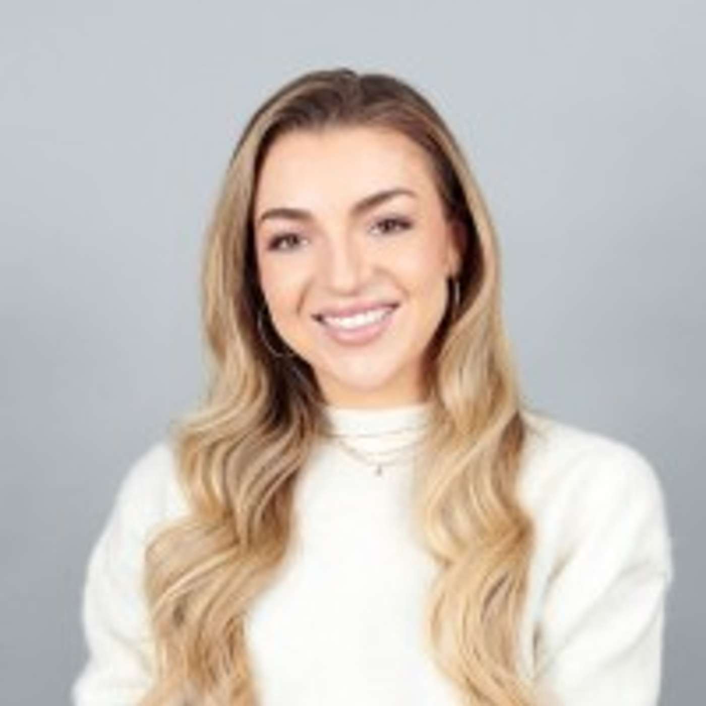 Daniella Granzotto- Growth & Brand Strategist, Ambitious Founder