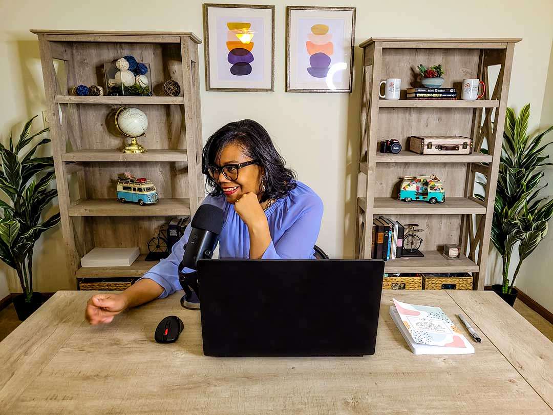 I. Tona Haywood, Host