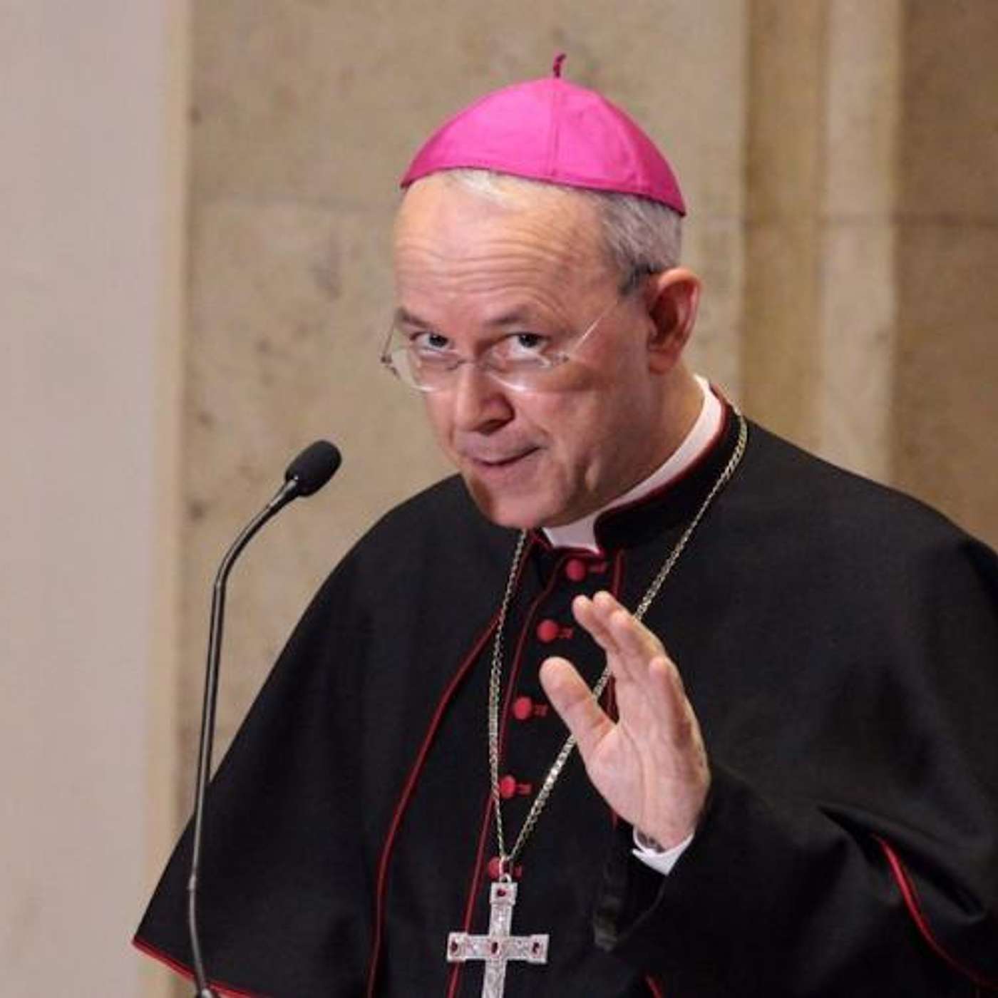 Episodio 768: LO QUE FALTA POR DECIRSE DE BENEDICTO XVI Entrevista al Monseñor Athanasius Schneider por Luis Roman episode artwork