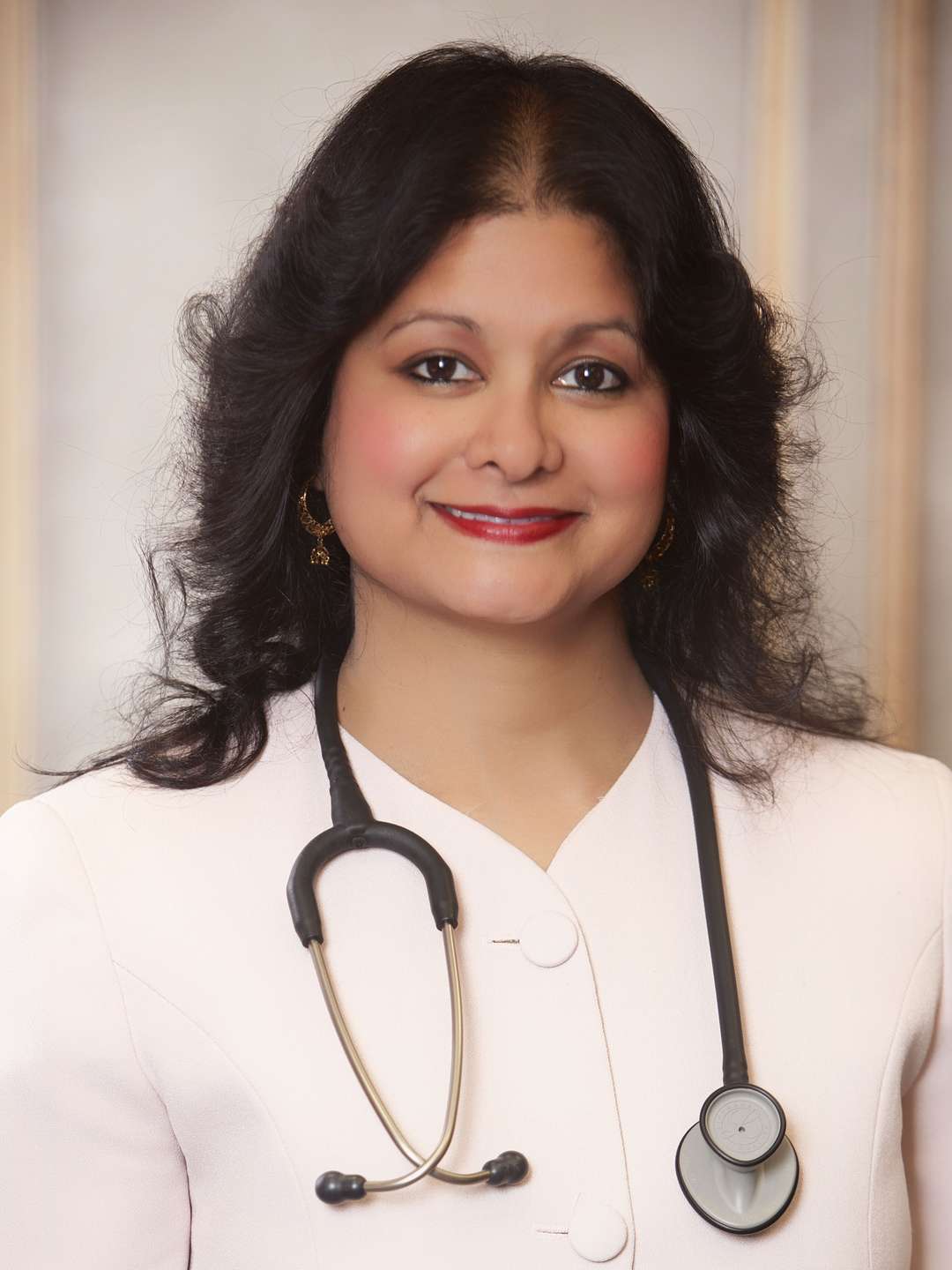 Dr Roopa Chari