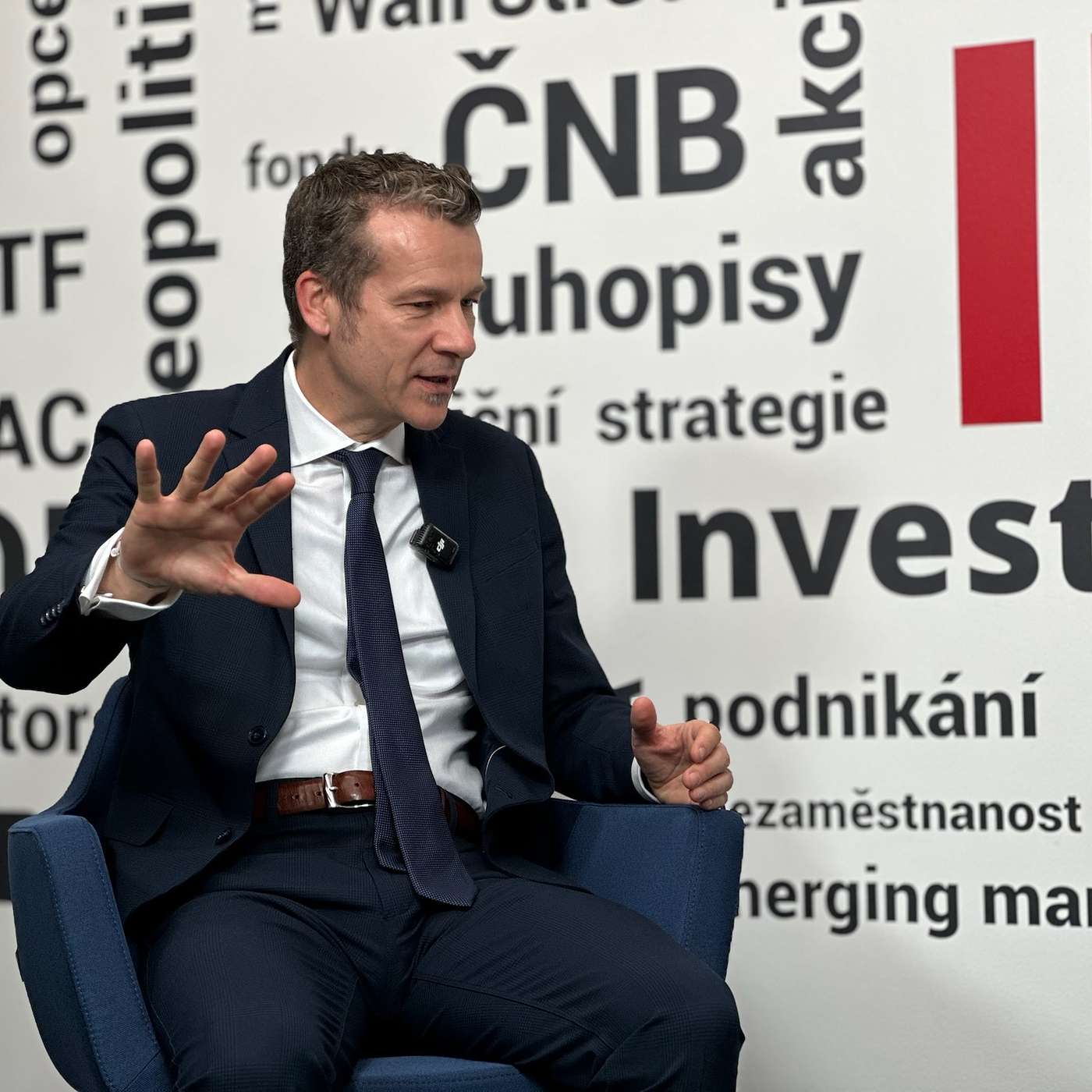 Evropa ve víru fiskálních plánů: Co může dělat sama a jak jia ovlivní nová americká politika? episode artwork