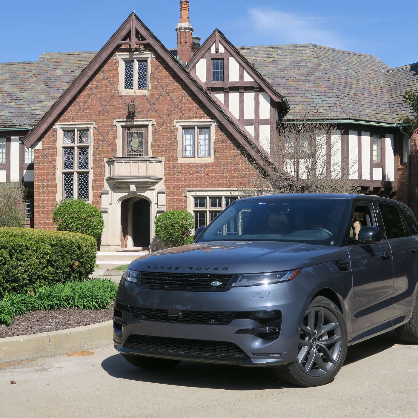 Inside Stellantis’ Quality Overhaul, Range Rover Sport PHEV review, Turning Plastic Into Hydrogen, and Wireless Brain Implants episode artwork