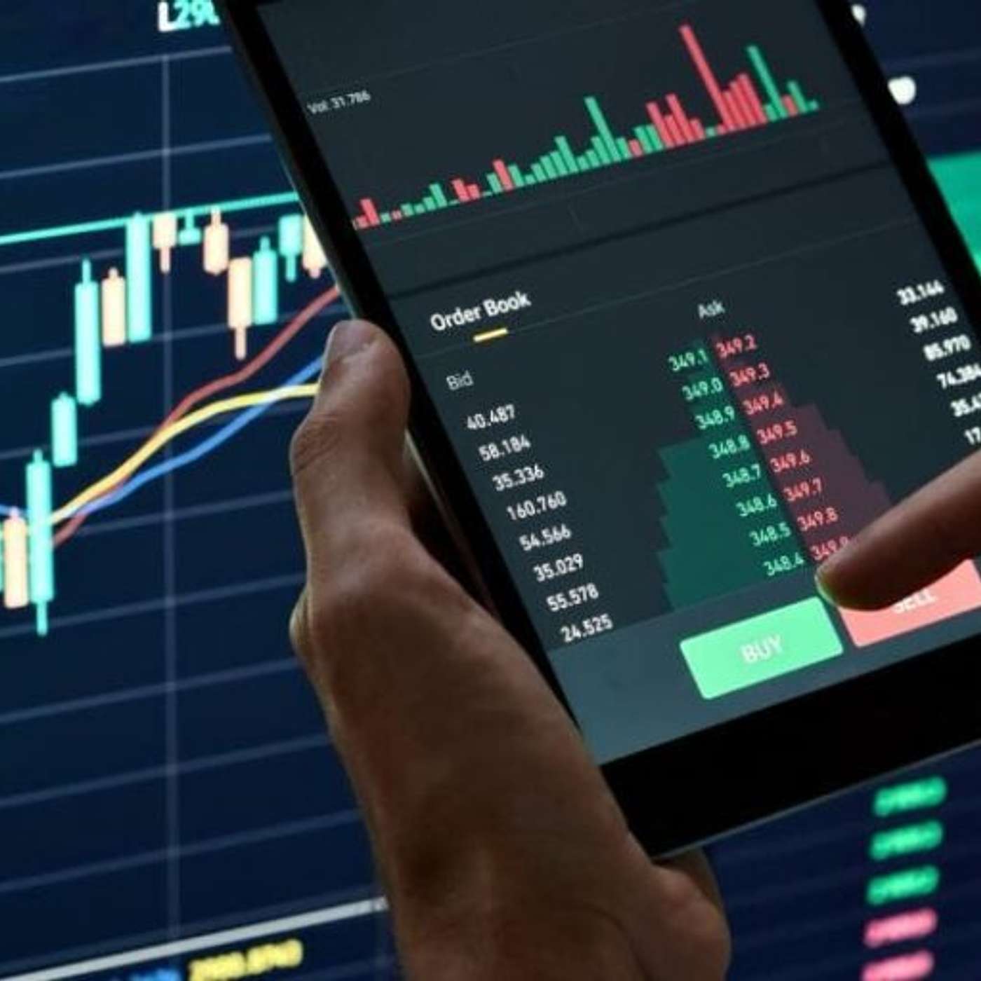 Egy 100%-os nyerési arányú kereskedő a piaccal szemben fogad: hatalmas összeget tett a Bitcoin, Ethereum és Solana emelkedésére episode artwork
