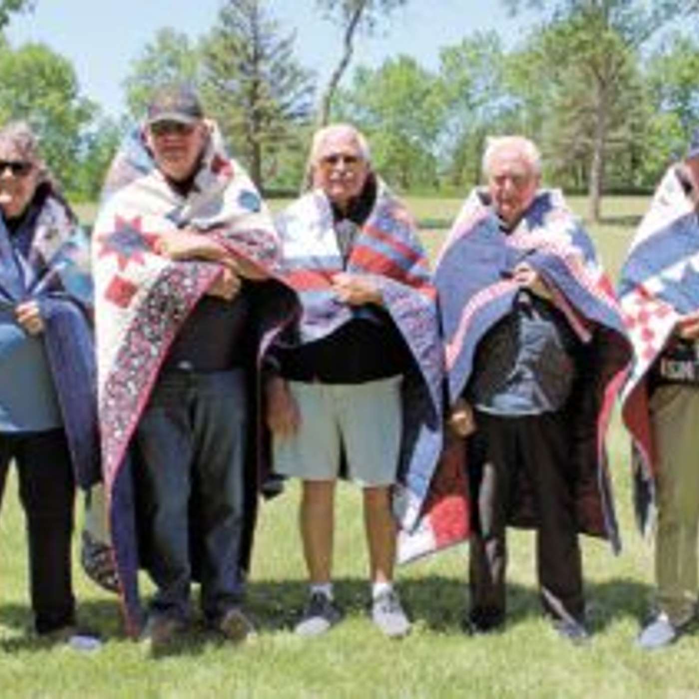 Local veterans receive Quilts of Valor episode artwork