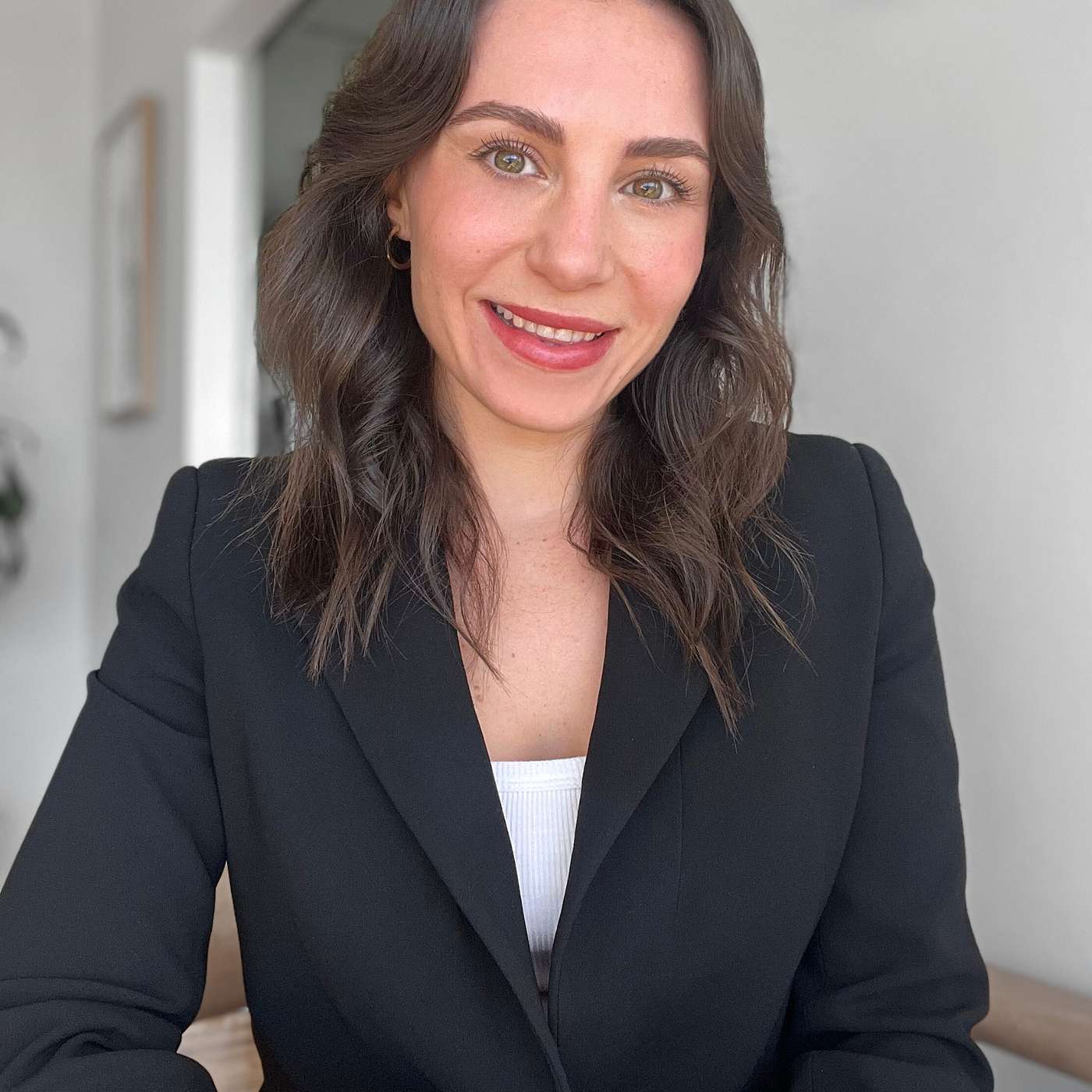 Ep. 2 The Survivor's Playbook: Anna Insam on Building a Sales Machine and a Life on Your Own Terms episode artwork