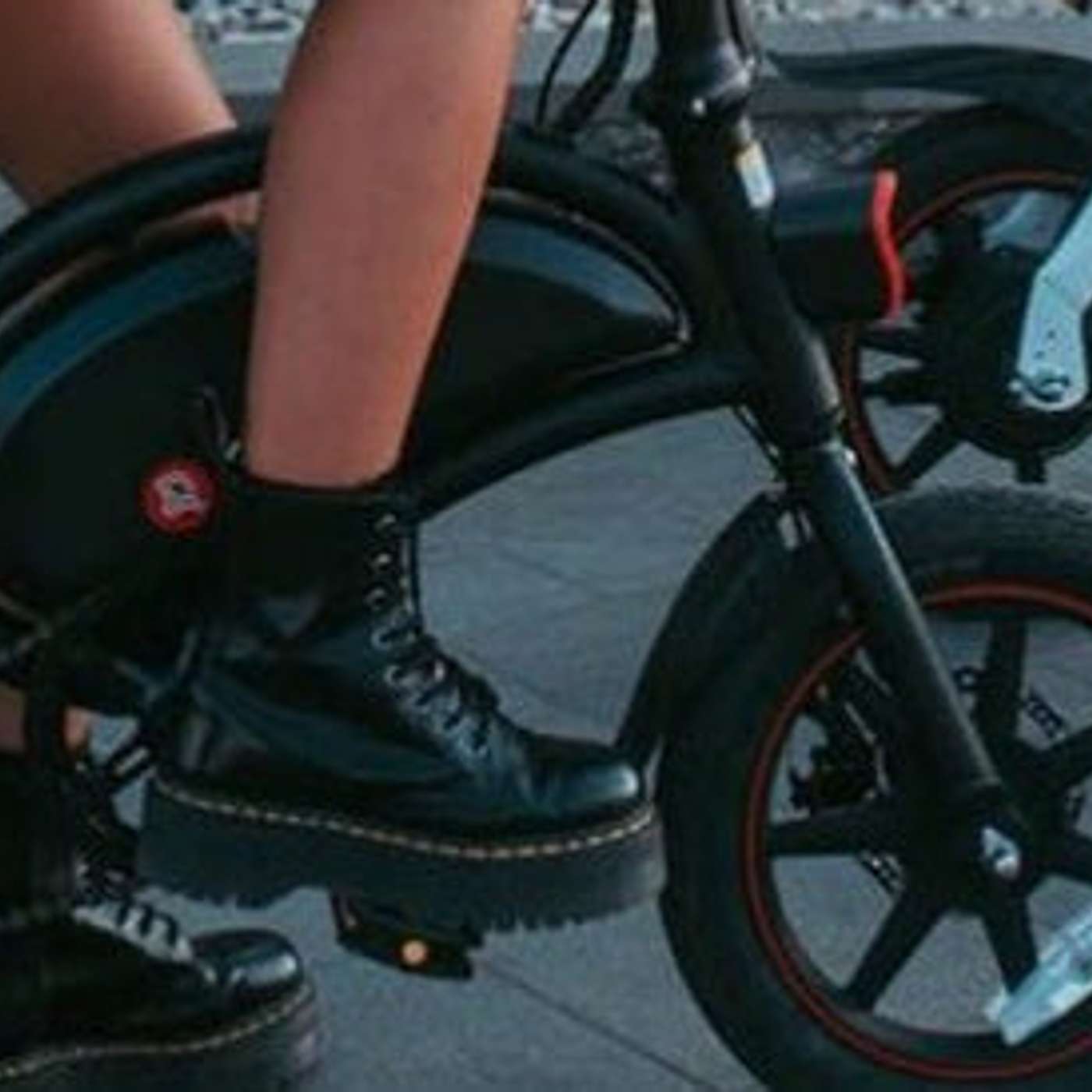 5 Best Mini Folding Electric Bikes For 2022 episode artwork