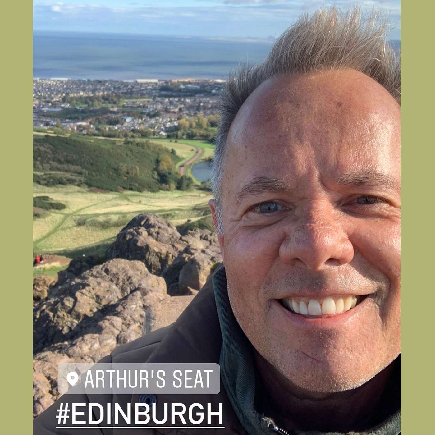 S1:Ep10 - Autumn In Edinburgh, Scotland