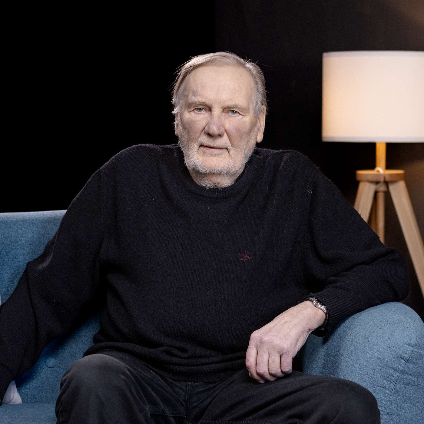 Jiří Štěpnička o výchově ruskou náhradní matkou, trestu smrti pro jeho matku i o hrozbě zranění