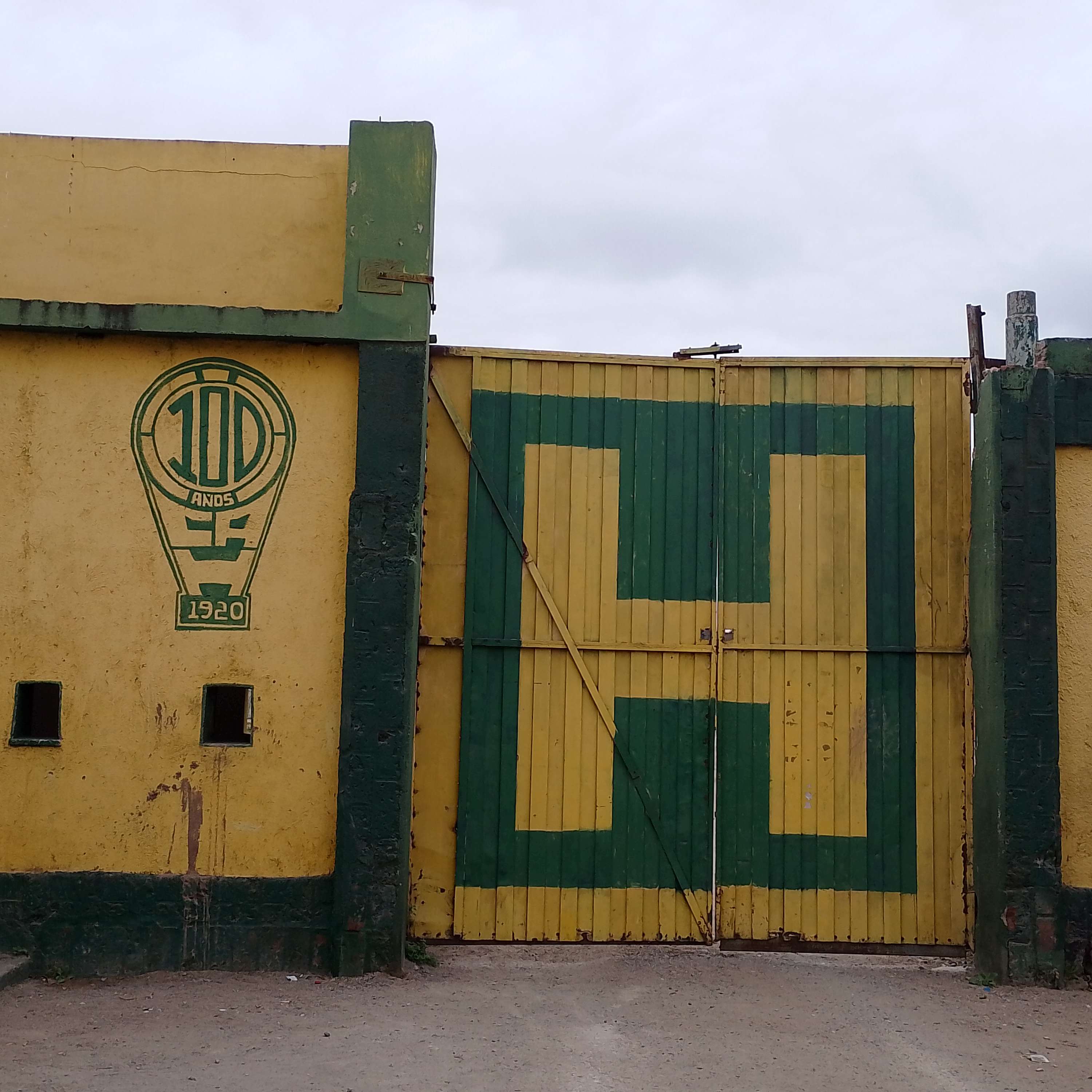 Tiempos Oscuros y Caminos de Resistencia en Barrio La France