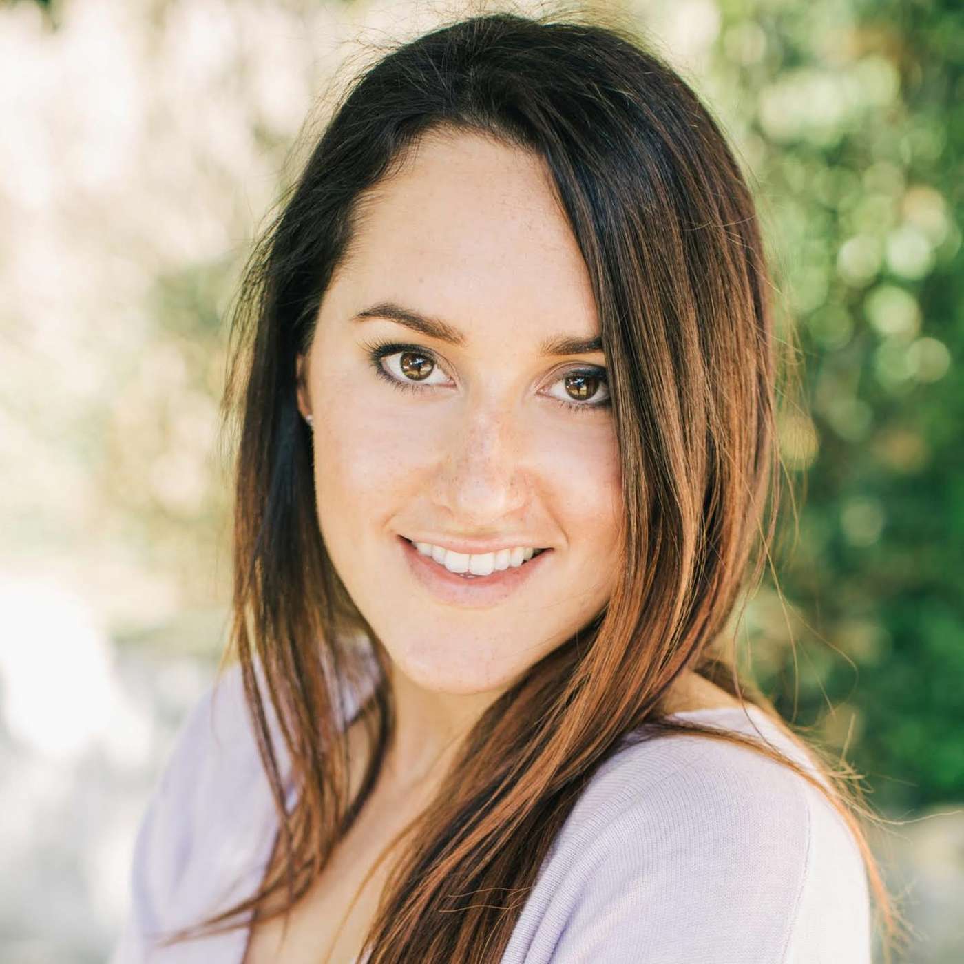 AR #33 - Find Freedom & Harmony In Your Body(& Life)with Cassie Mendoza-Jones episode artwork