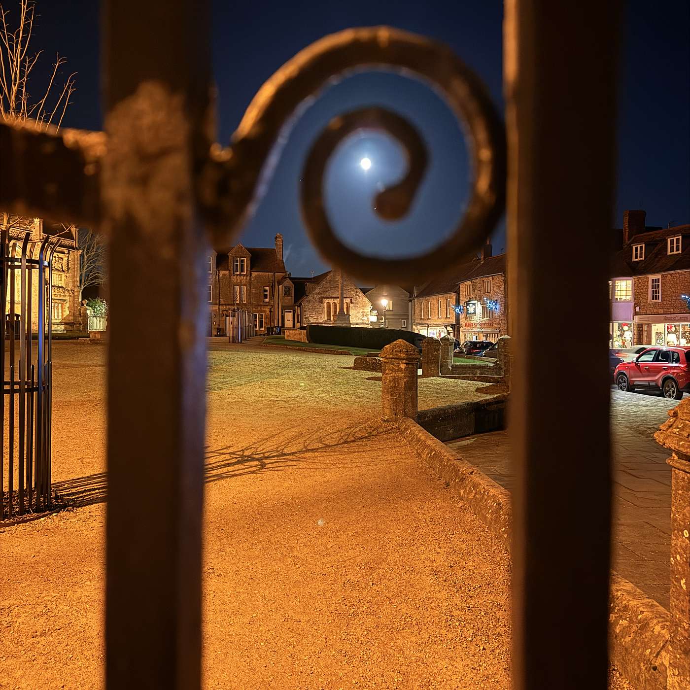 Beautiful Bloated Moon; Pepys Confesses his Jealousy; and Saint Genevieve