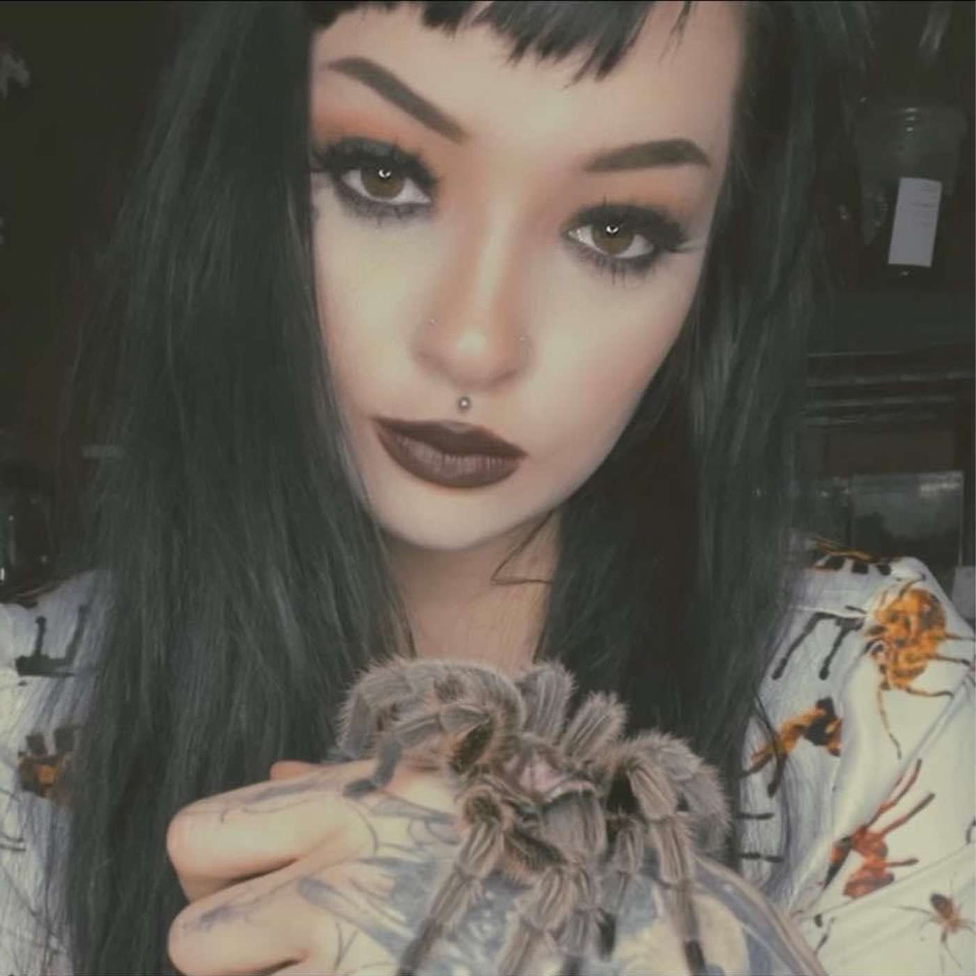 Tarantulas, Tattoos, and TikTok w/ Rachell Mvriee
