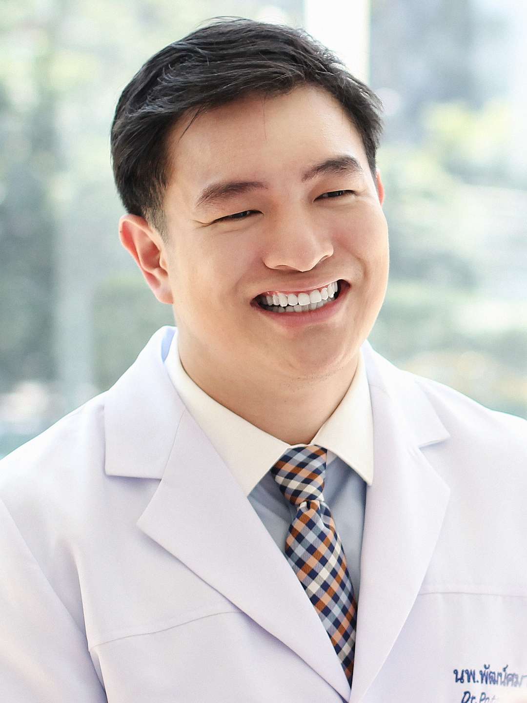 Dr. Patsama Vichinsartvichai, MClinEmbryol, EFOG-EBCOG, EFRM-ESHRE/EBCOG.