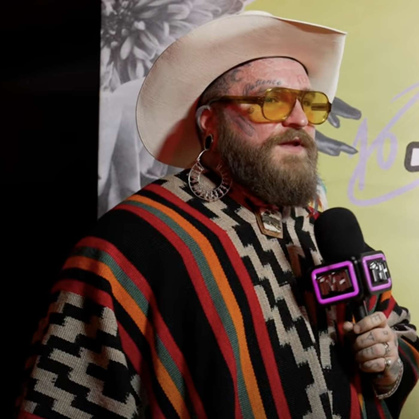 Entrevista a Teddy Swims: "Voy a tener un hijo y estoy muy concentrado en eso"