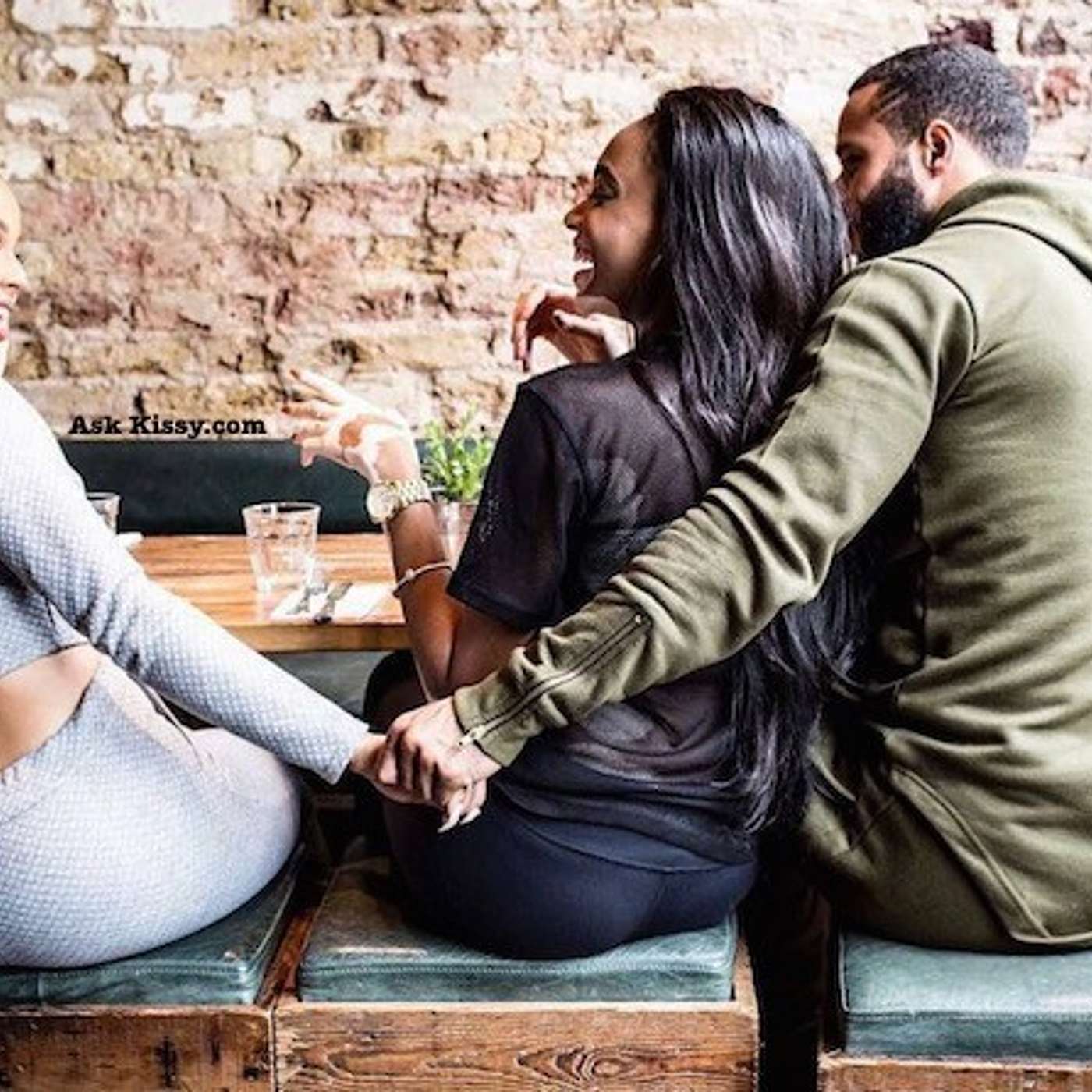 The Chaise Lounge: Relationship and Dating Podcast